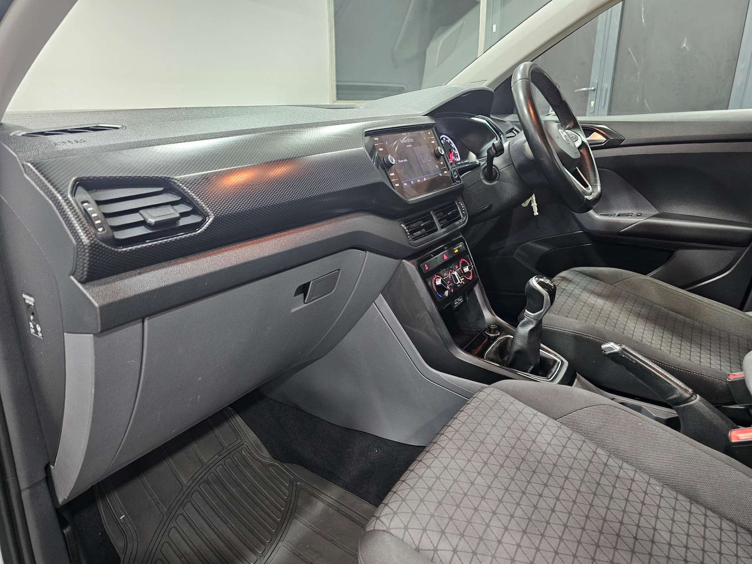 Used Volkswagen T-Cross 2019 for sale - 77700905: Photo 94