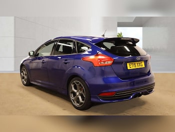 Used Ford Focus 2015 for sale - 78359012: Photo