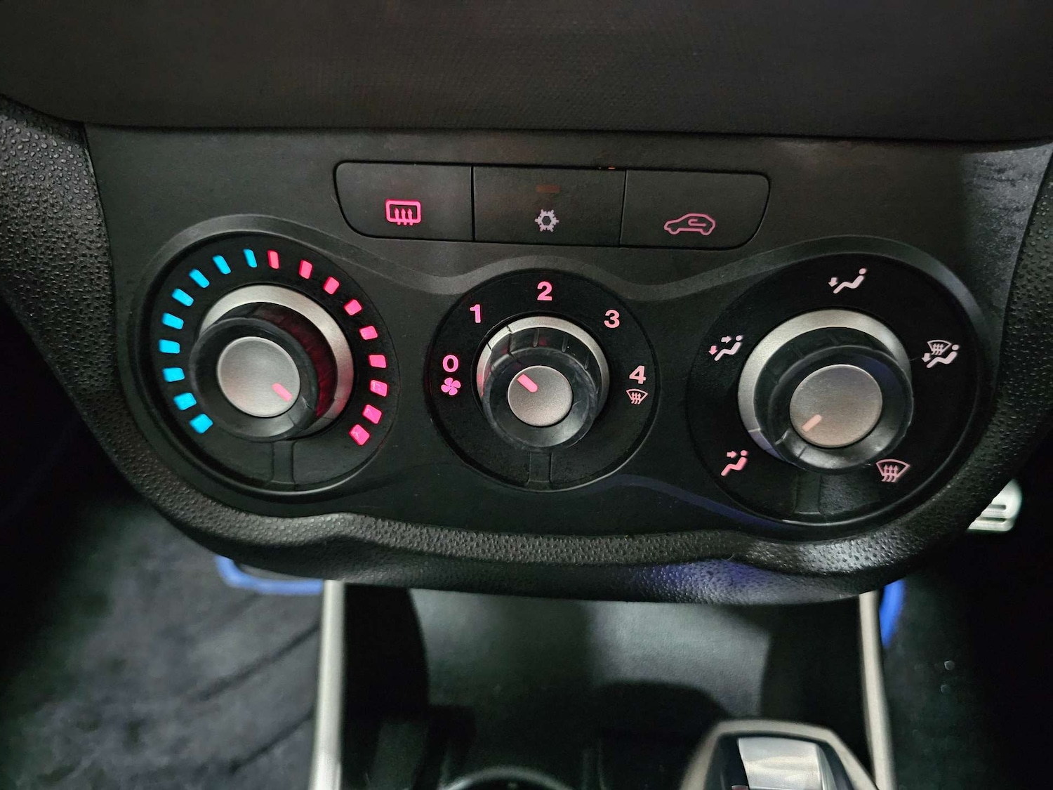 Used Alfa Romeo MiTo 2014 for sale - 77399704: Photo 30