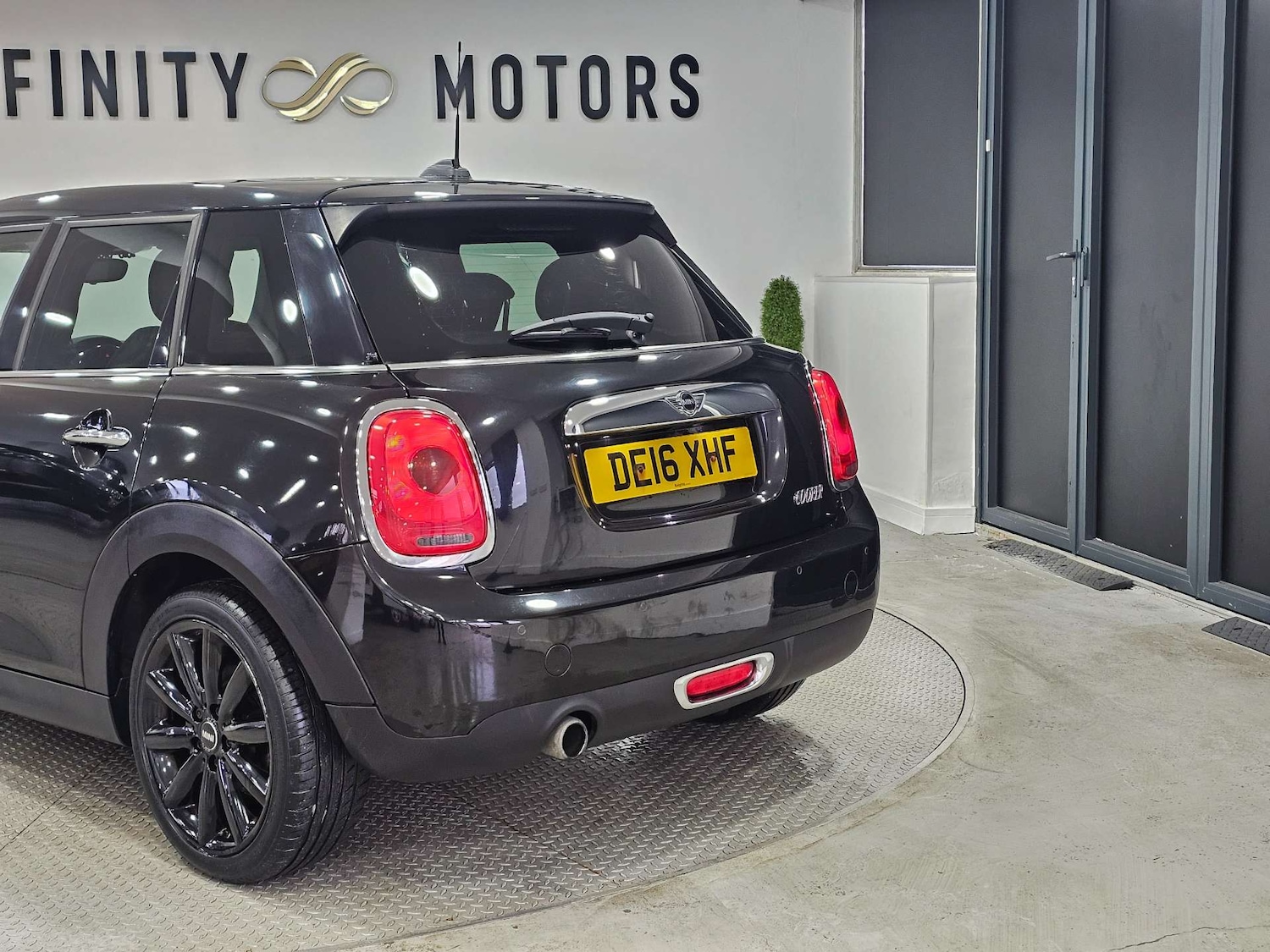 Used MINI Hatch 2016 for sale - 76972441: Photo 28