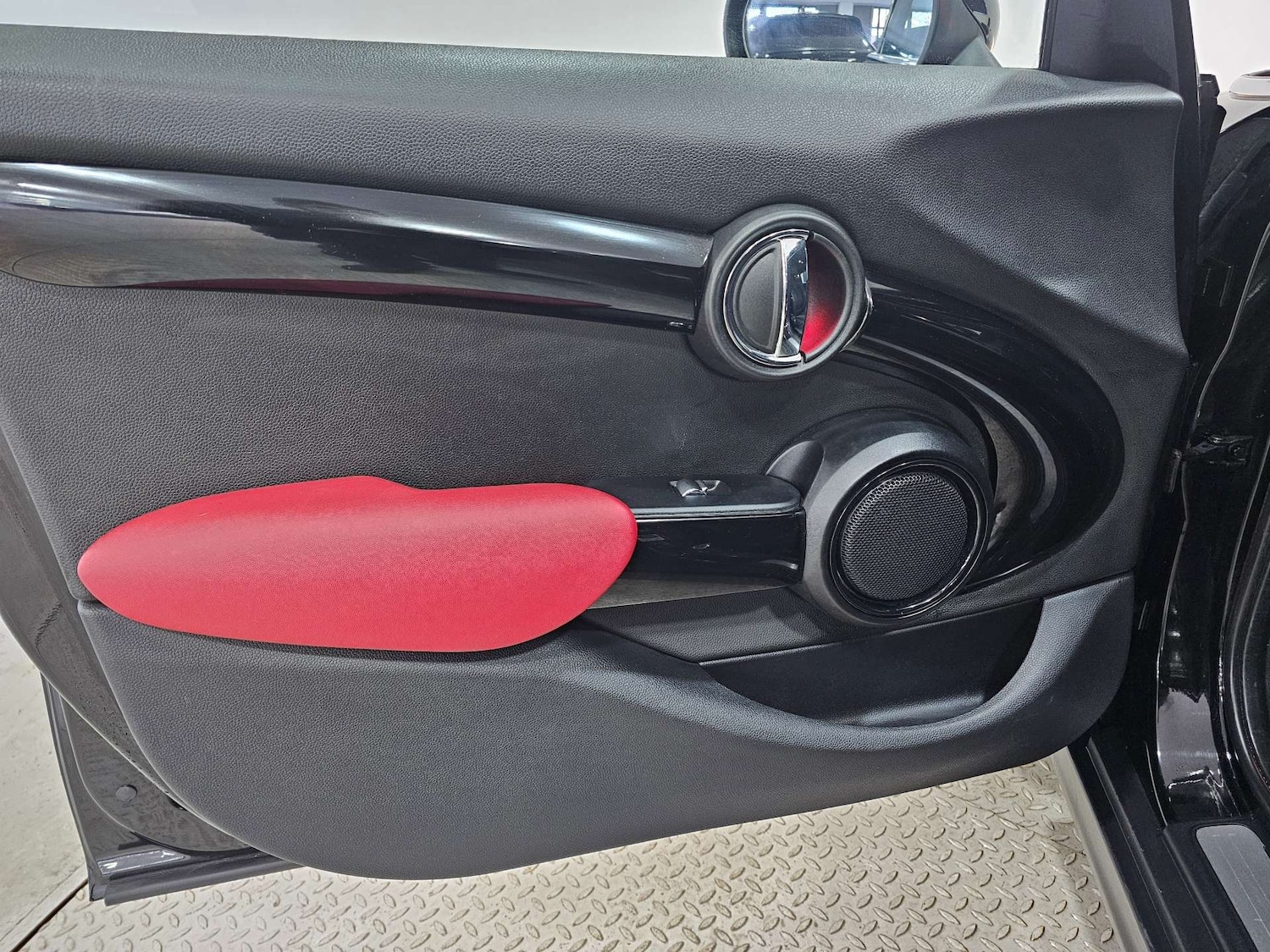 Used MINI Hatch 2016 for sale - 76972441: Photo 87