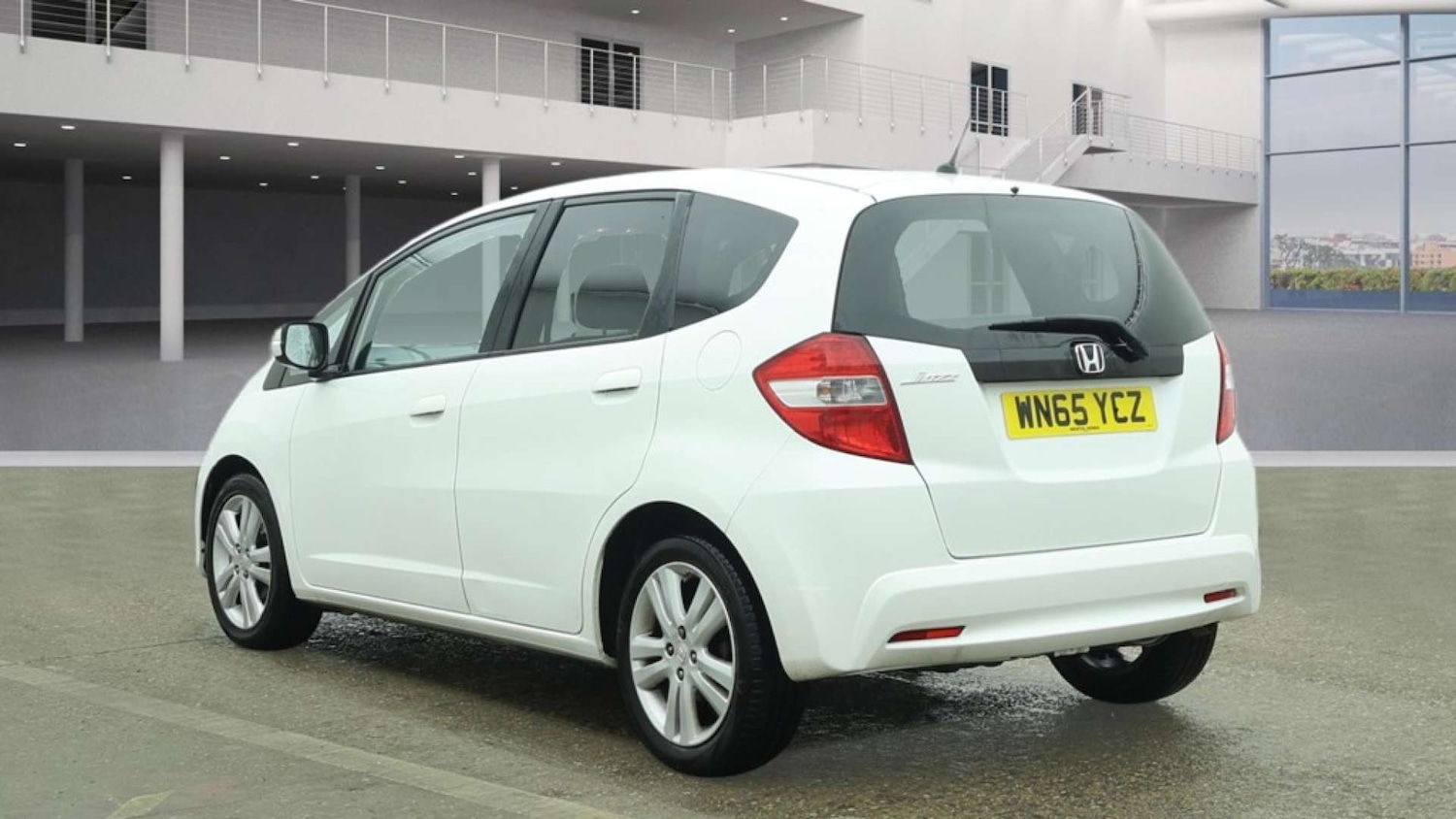 Used Honda Jazz 2015 for sale - 77650525: Photo 4