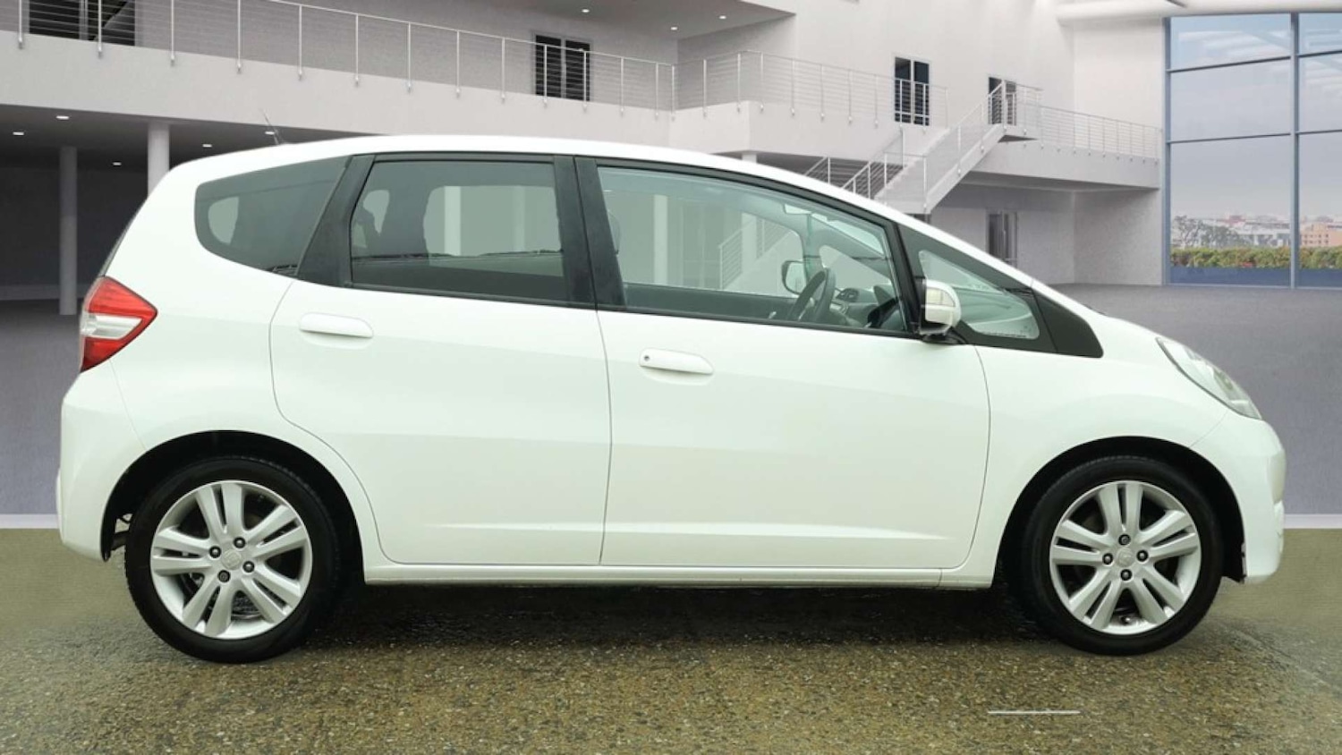 Used Honda Jazz 2015 for sale - 77650525: Photo 7