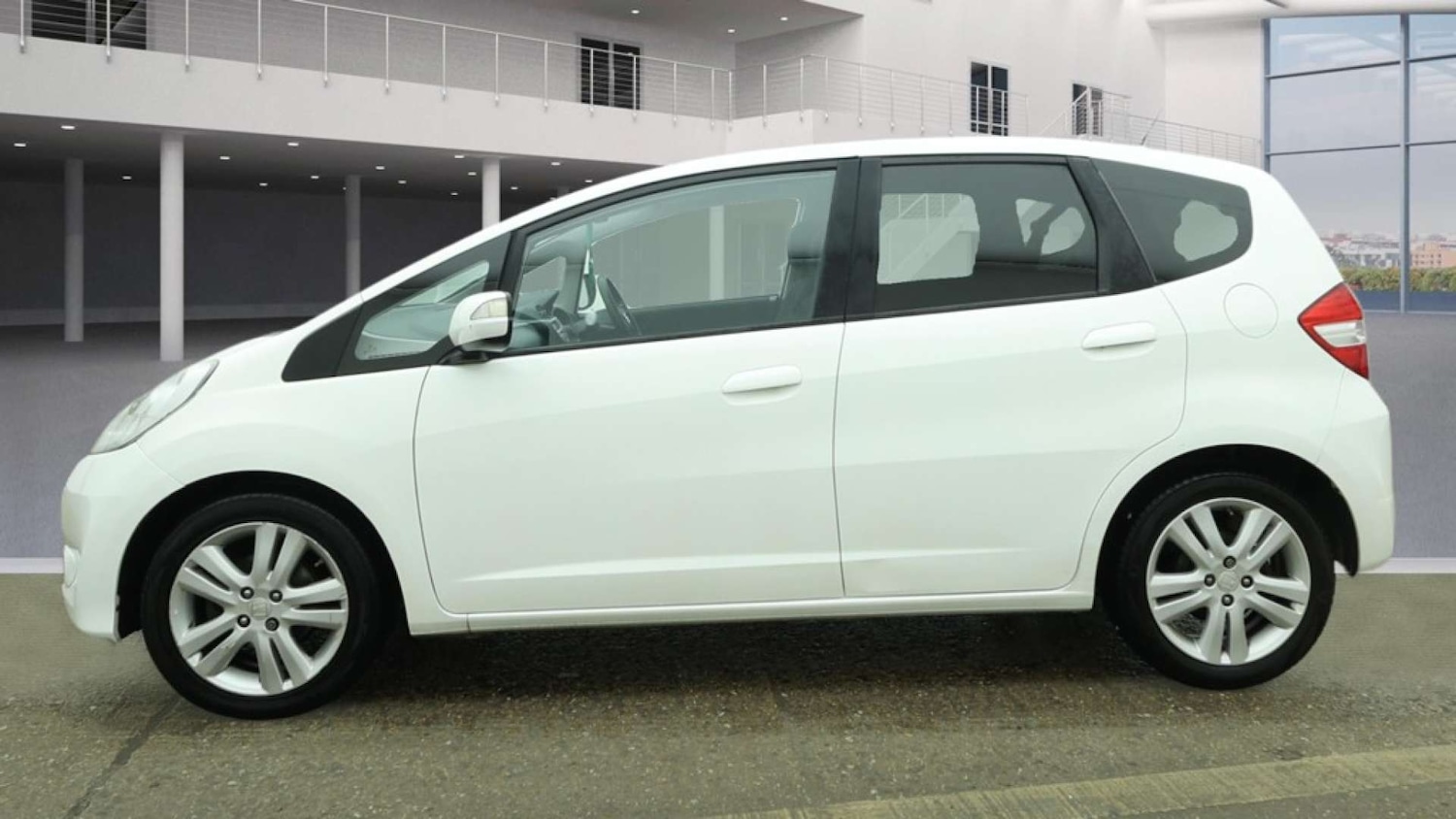 Used Honda Jazz 2015 for sale - 77650525: Photo 8