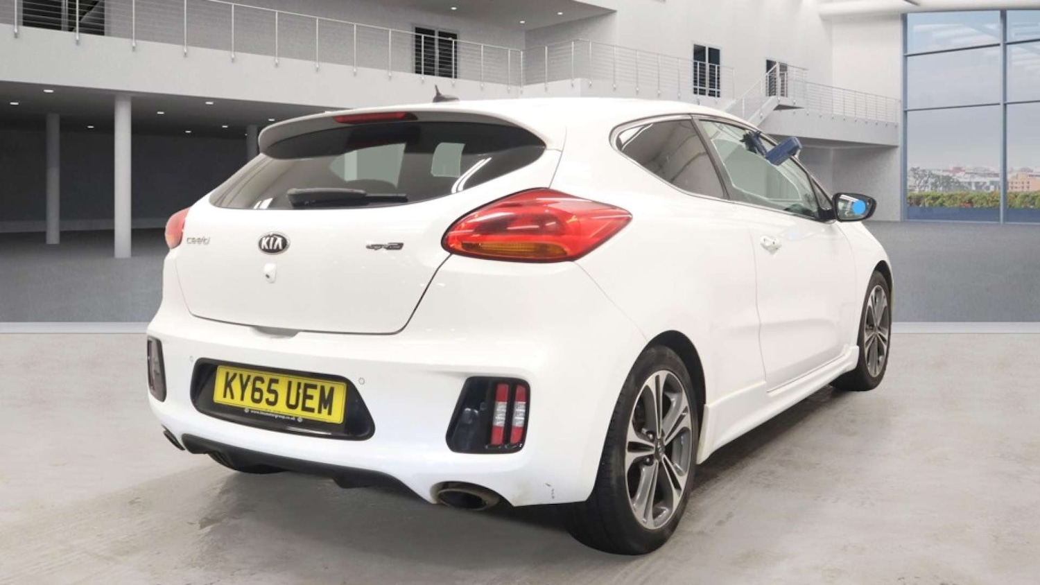 Used Kia Pro Ceed 2015 for sale - 76972477: Photo 5