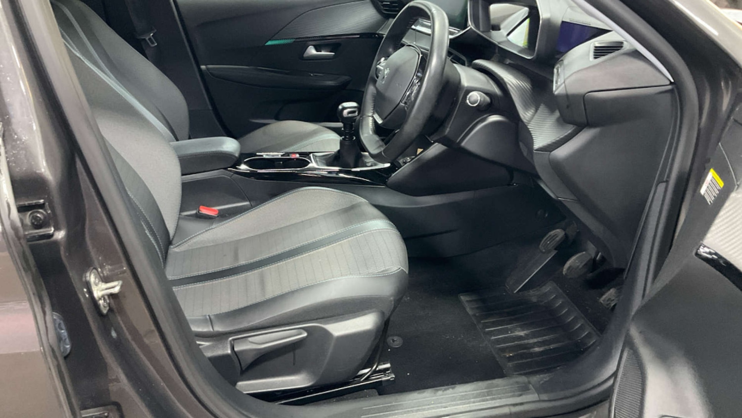 Used Peugeot 208 2020 for sale - 77916384: Photo 12