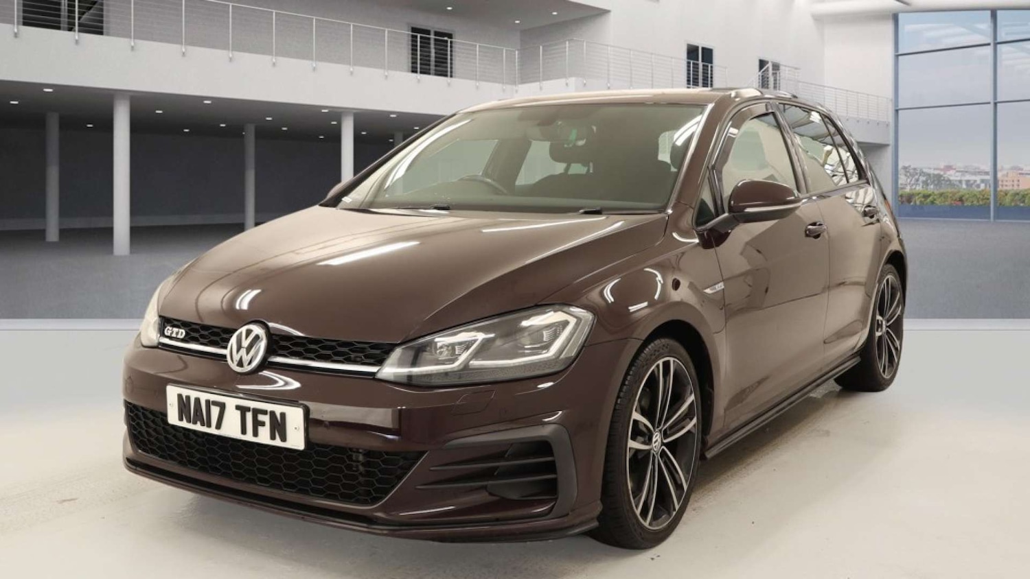 Used Volkswagen Golf 2017 for sale - 77567790: Photo 3