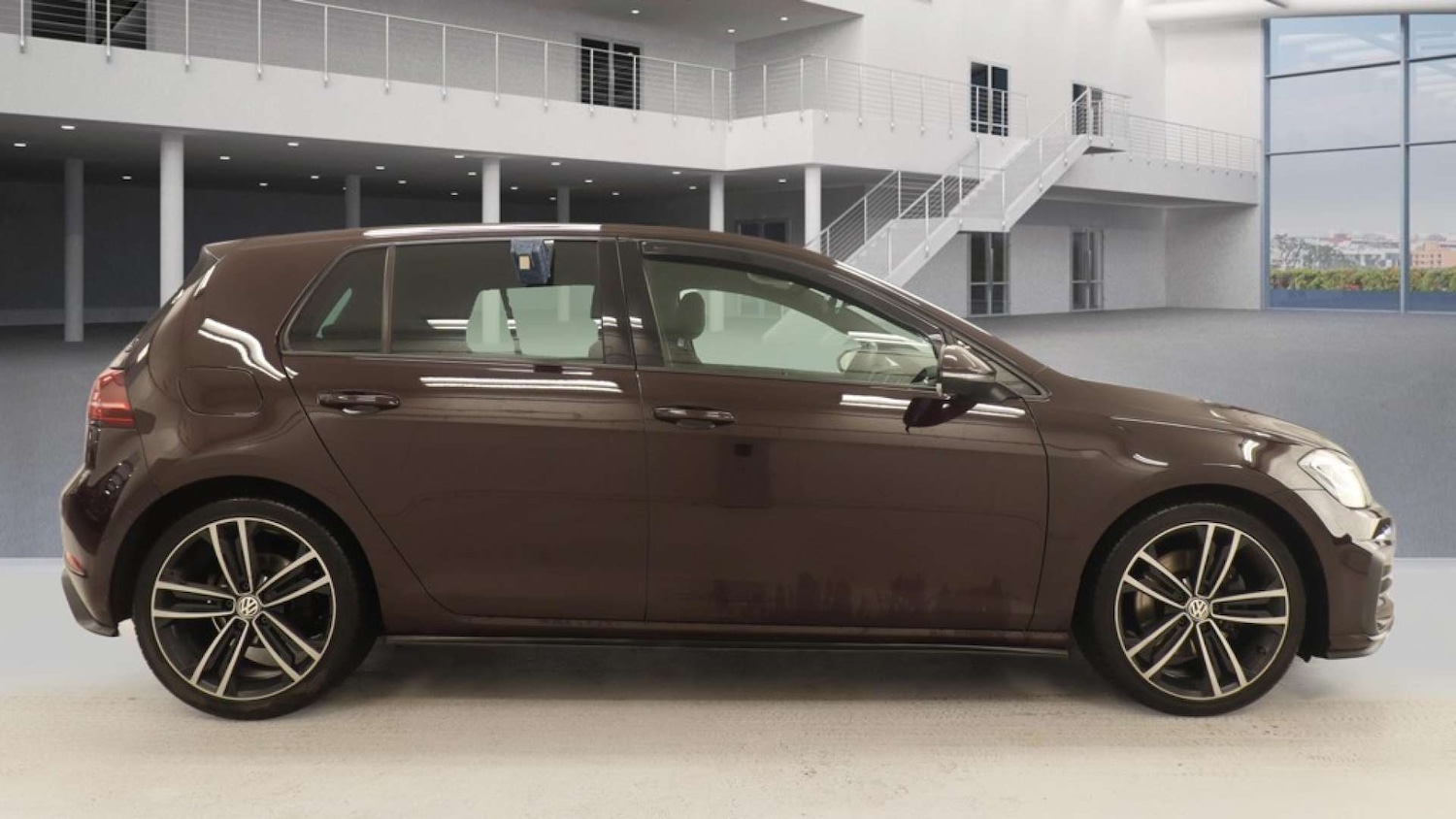 Used Volkswagen Golf 2017 for sale - 77567790: Photo 7