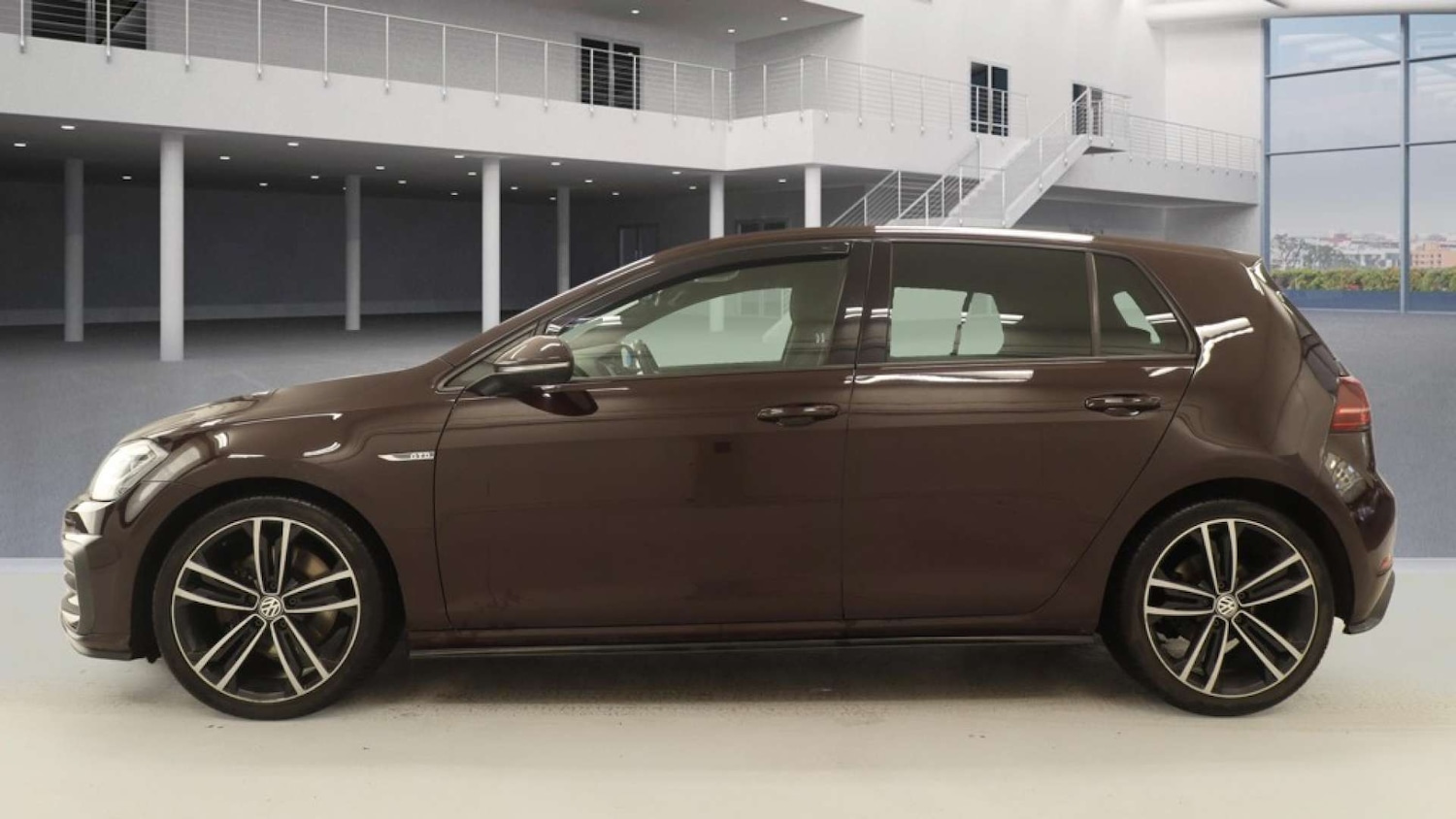 Used Volkswagen Golf 2017 for sale - 77567790: Photo 8