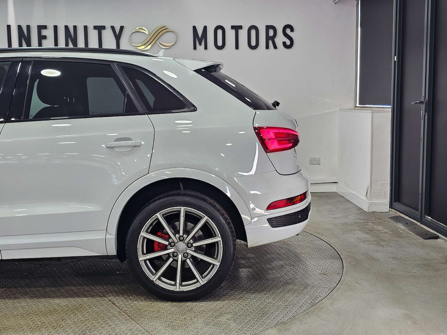 Used Audi Q3 2015 for sale - 78068177: Photo 21