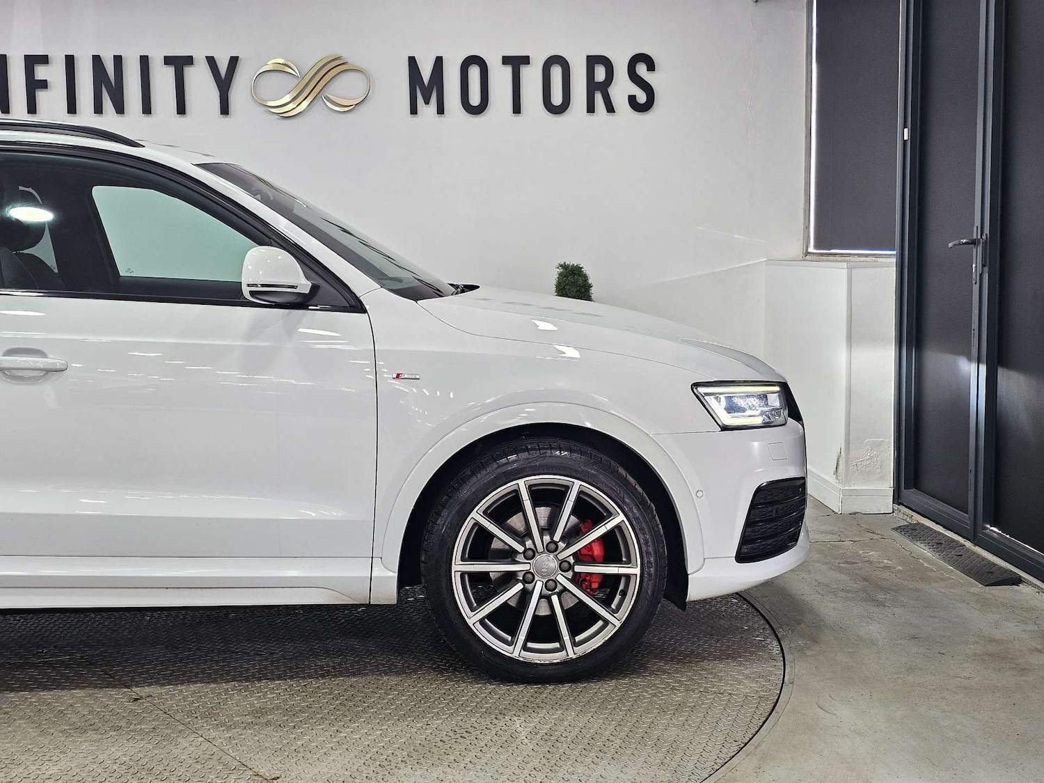 Used Audi Q3 2015 for sale - 78068177: Photo 36