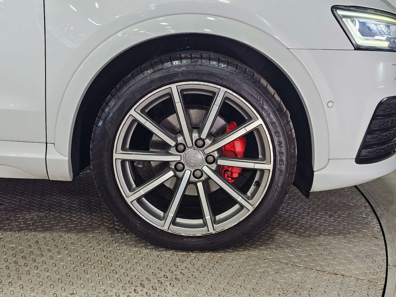 Used Audi Q3 2015 for sale - 78068177: Photo 41