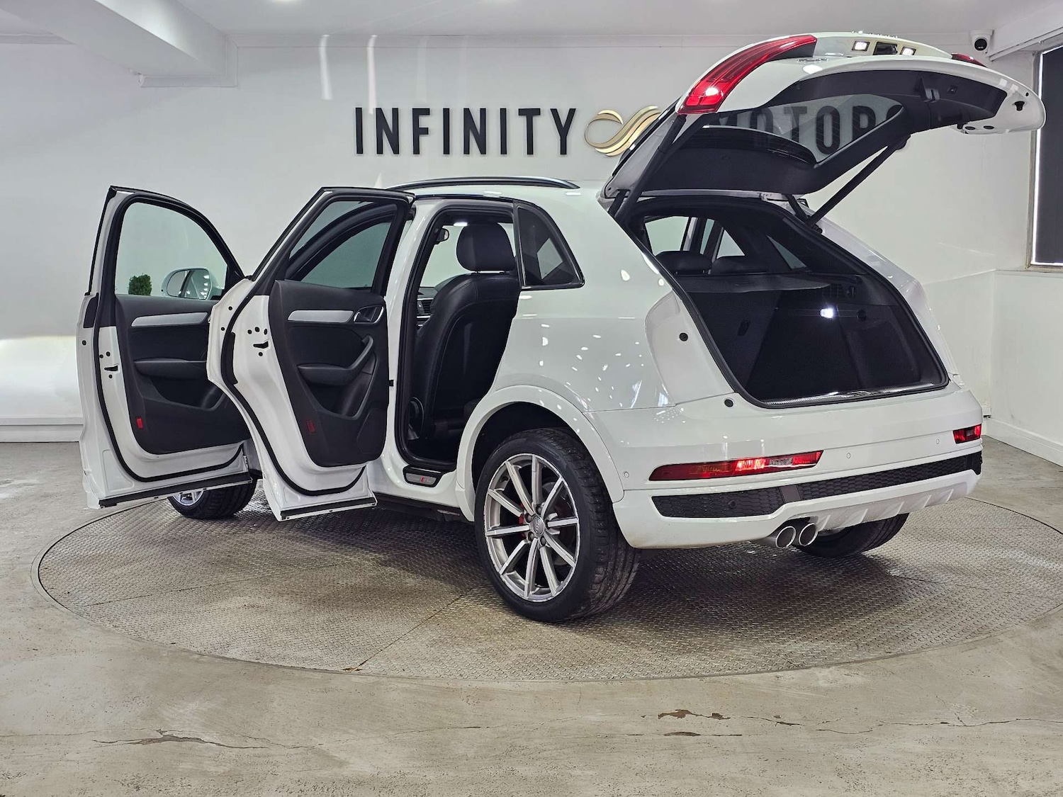 Used Audi Q3 2015 for sale - 78068177: Photo 47