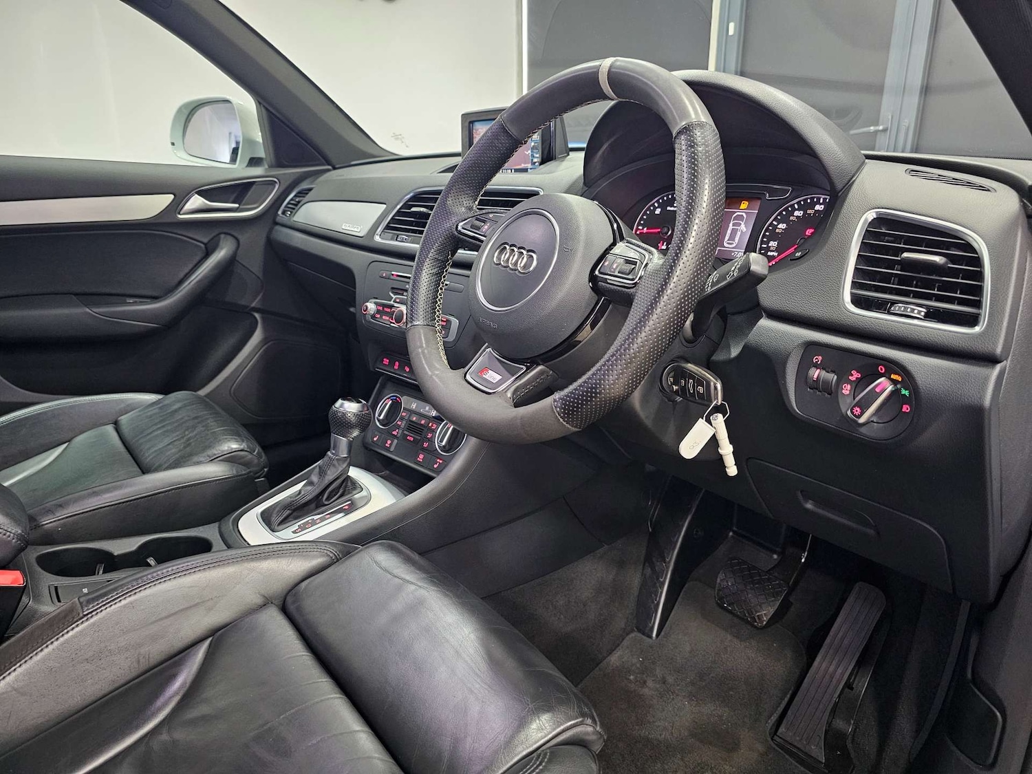 Used Audi Q3 2015 for sale - 78068177: Photo 5