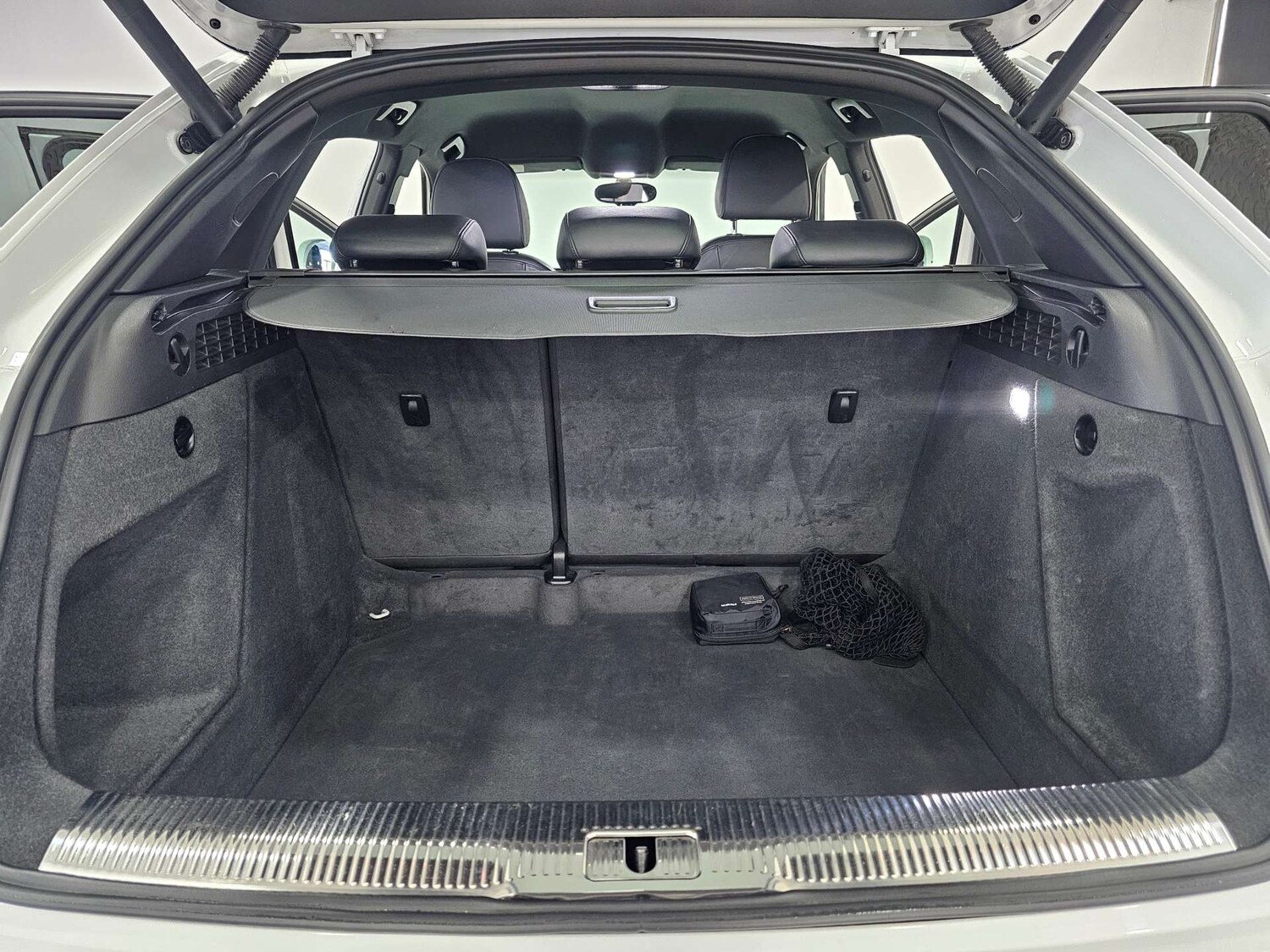 Used Audi Q3 2015 for sale - 78068177: Photo 50