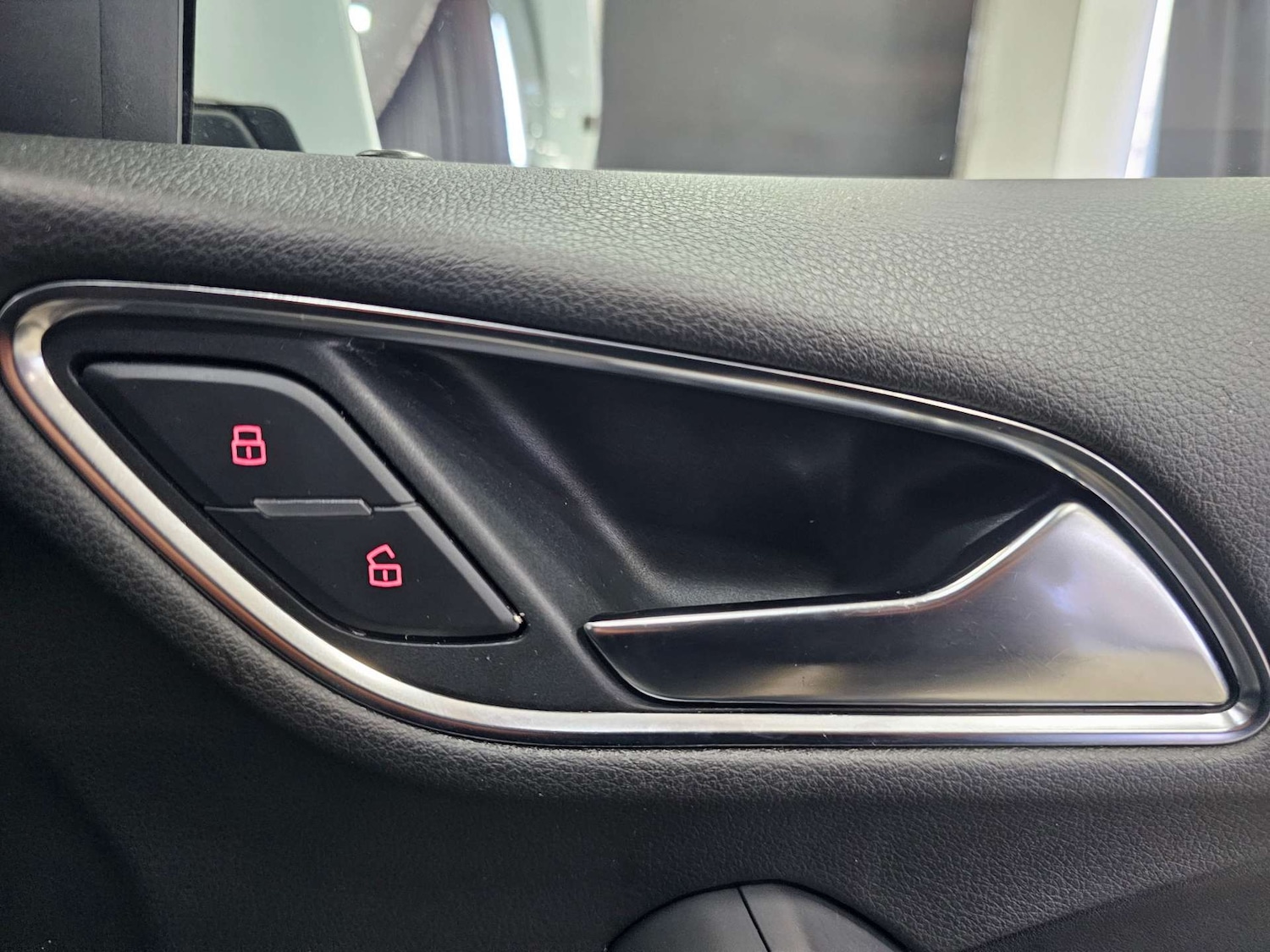 Used Audi Q3 2015 for sale - 78068177: Photo 56