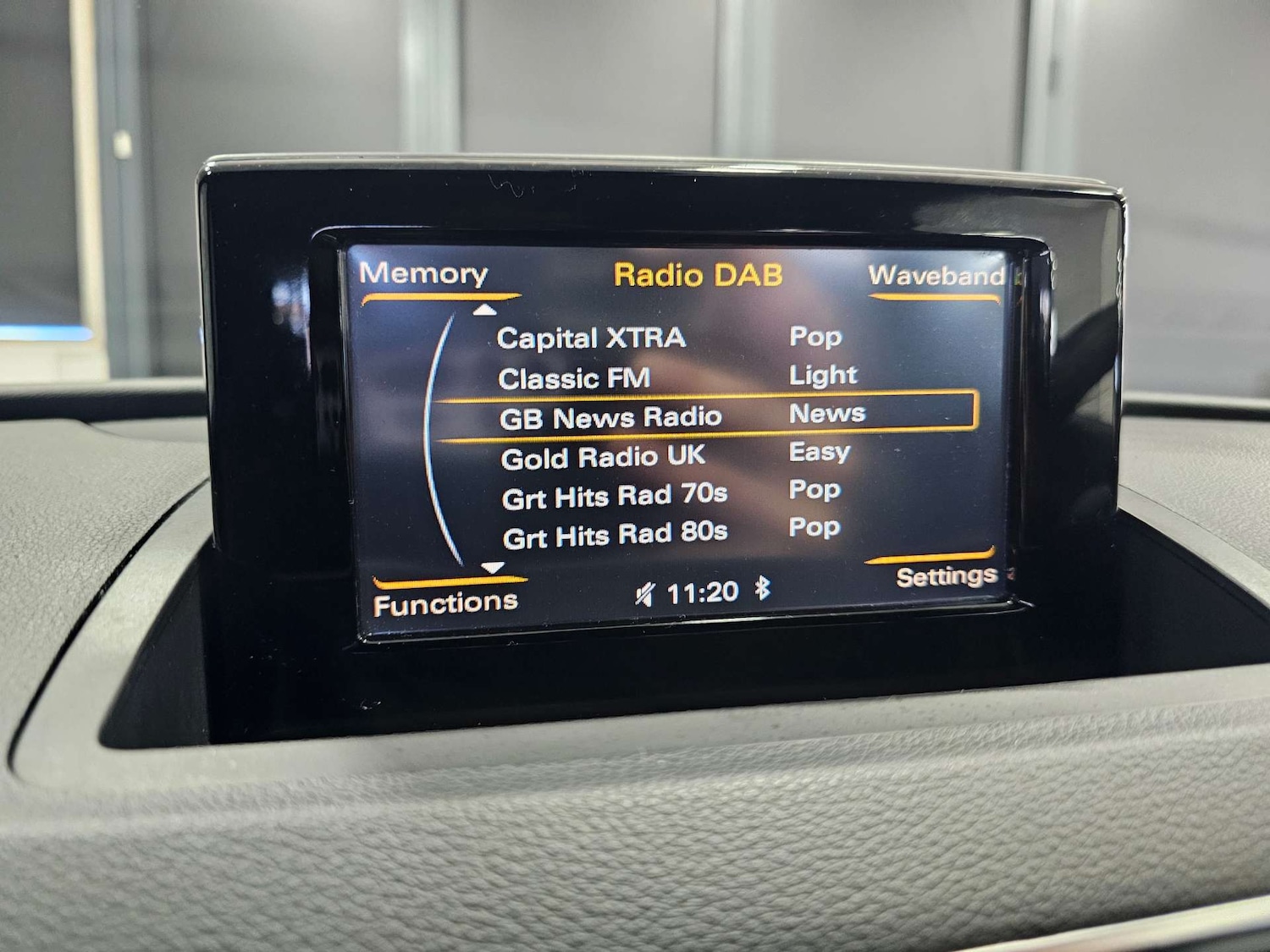 Used Audi Q3 2015 for sale - 78068177: Photo 73