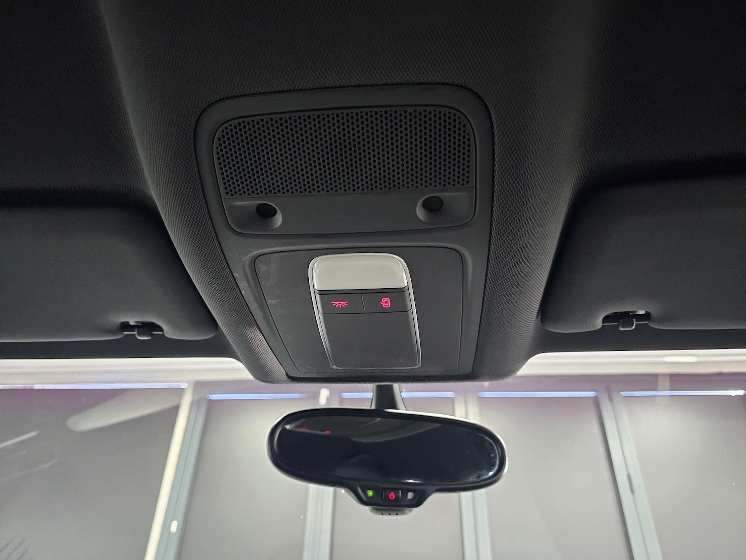 Used Audi Q3 2015 for sale - 78068177: Photo 76