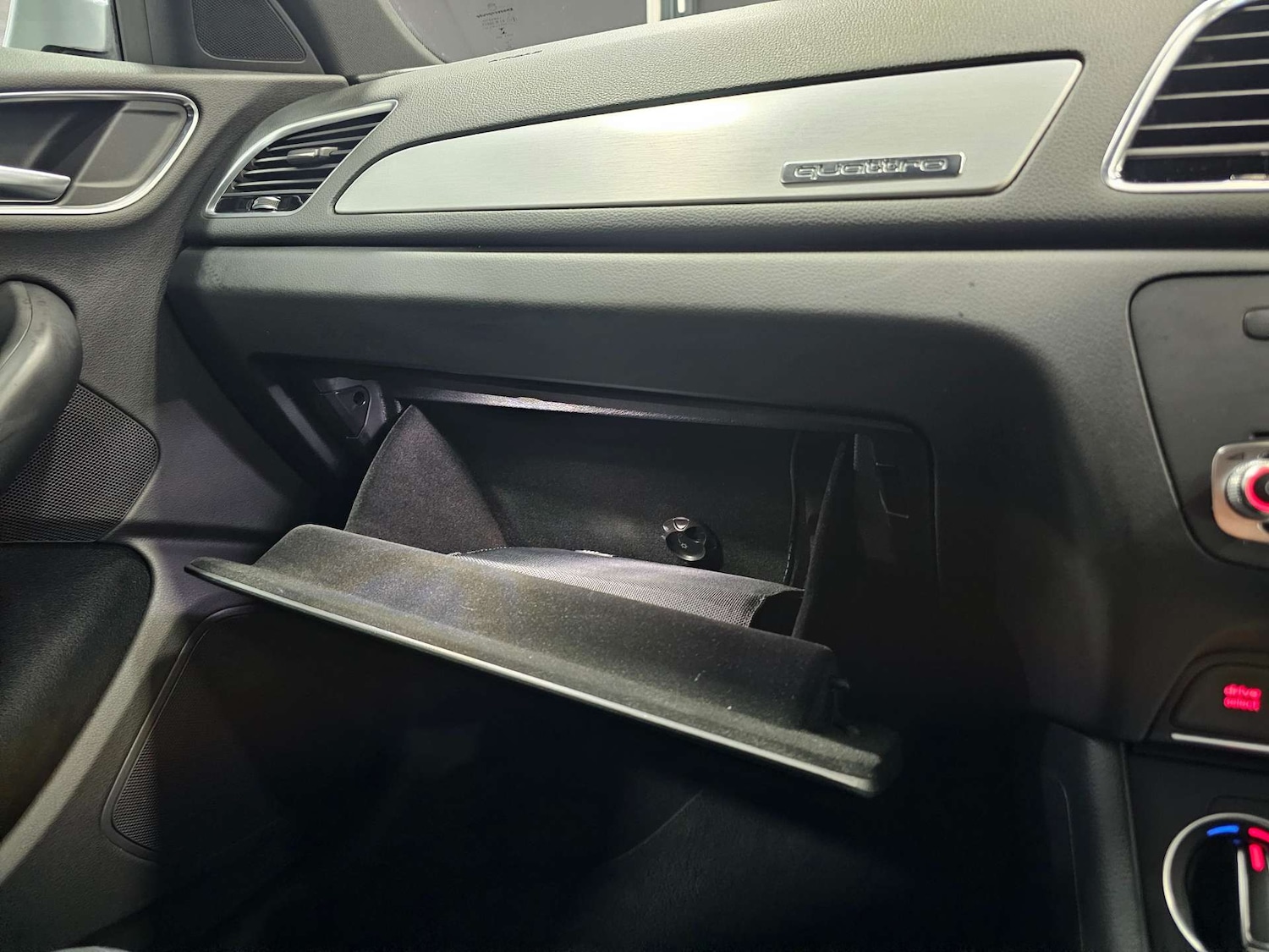 Used Audi Q3 2015 for sale - 78068177: Photo 79