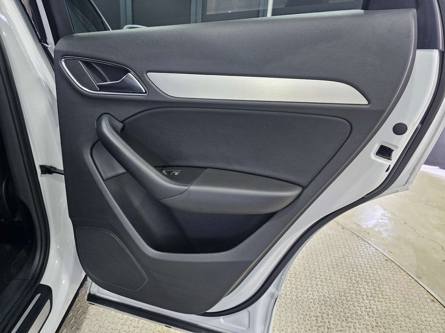 Used Audi Q3 2015 for sale - 78068177: Photo 80