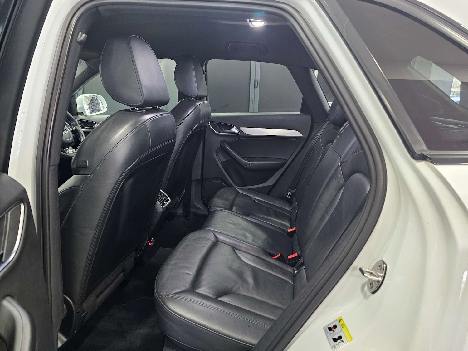 Used Audi Q3 2015 for sale - 78068177: Photo 85