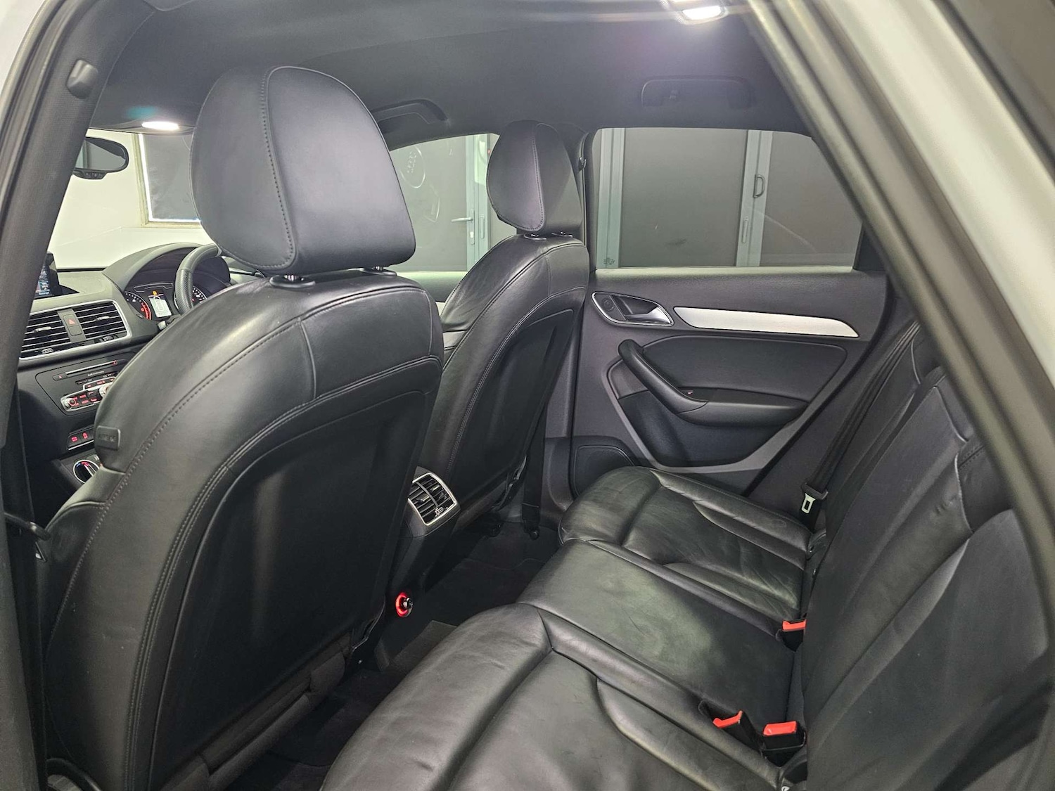 Used Audi Q3 2015 for sale - 78068177: Photo 86