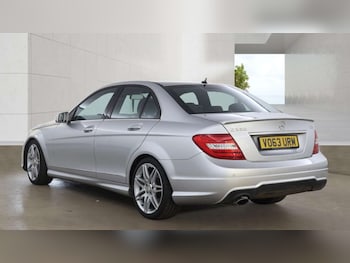 Used Mercedes-Benz C Class 2013 for sale - 79232001: Photo