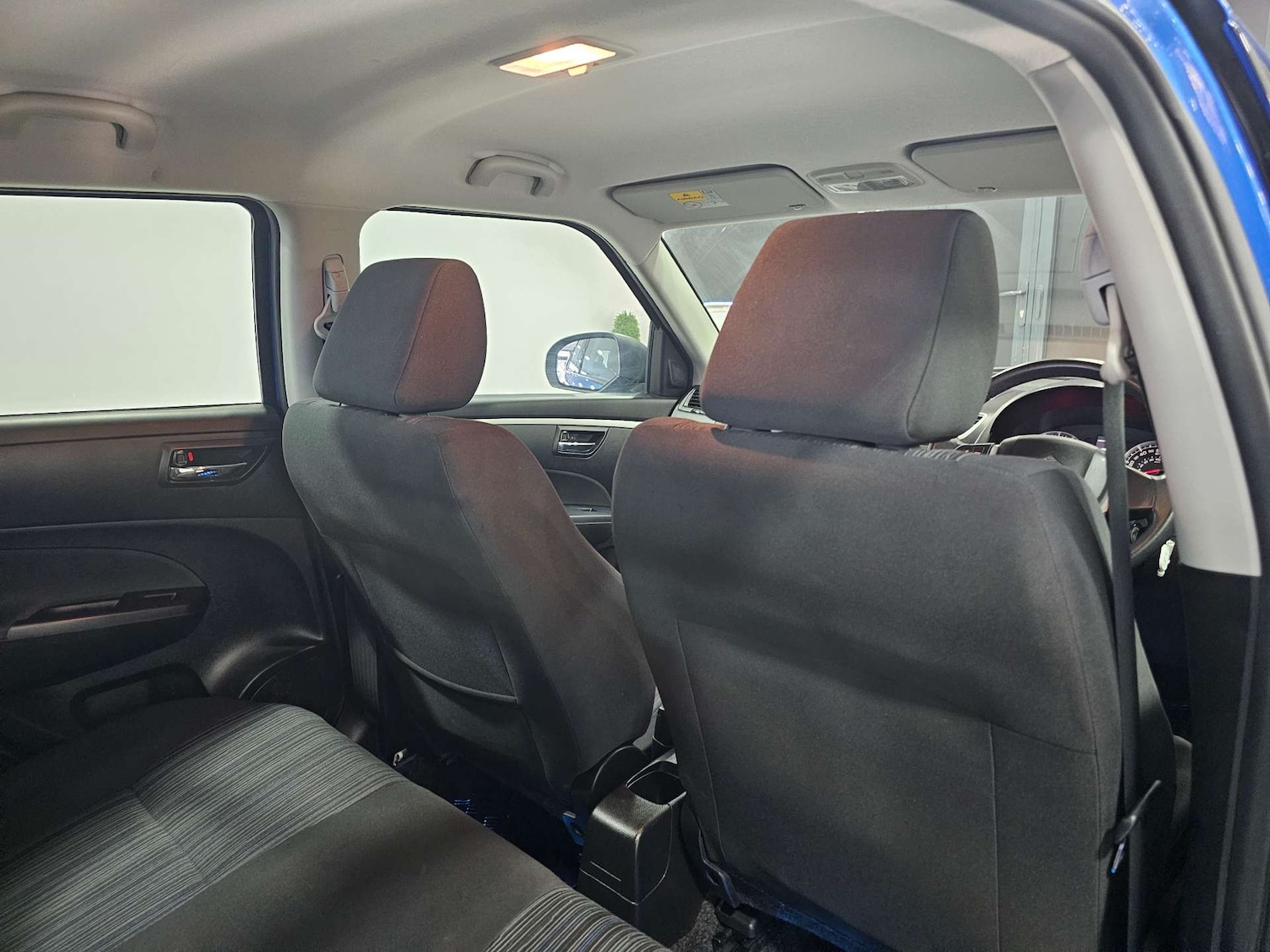 Used Suzuki Swift 2016 for sale - 76972458: Photo 72