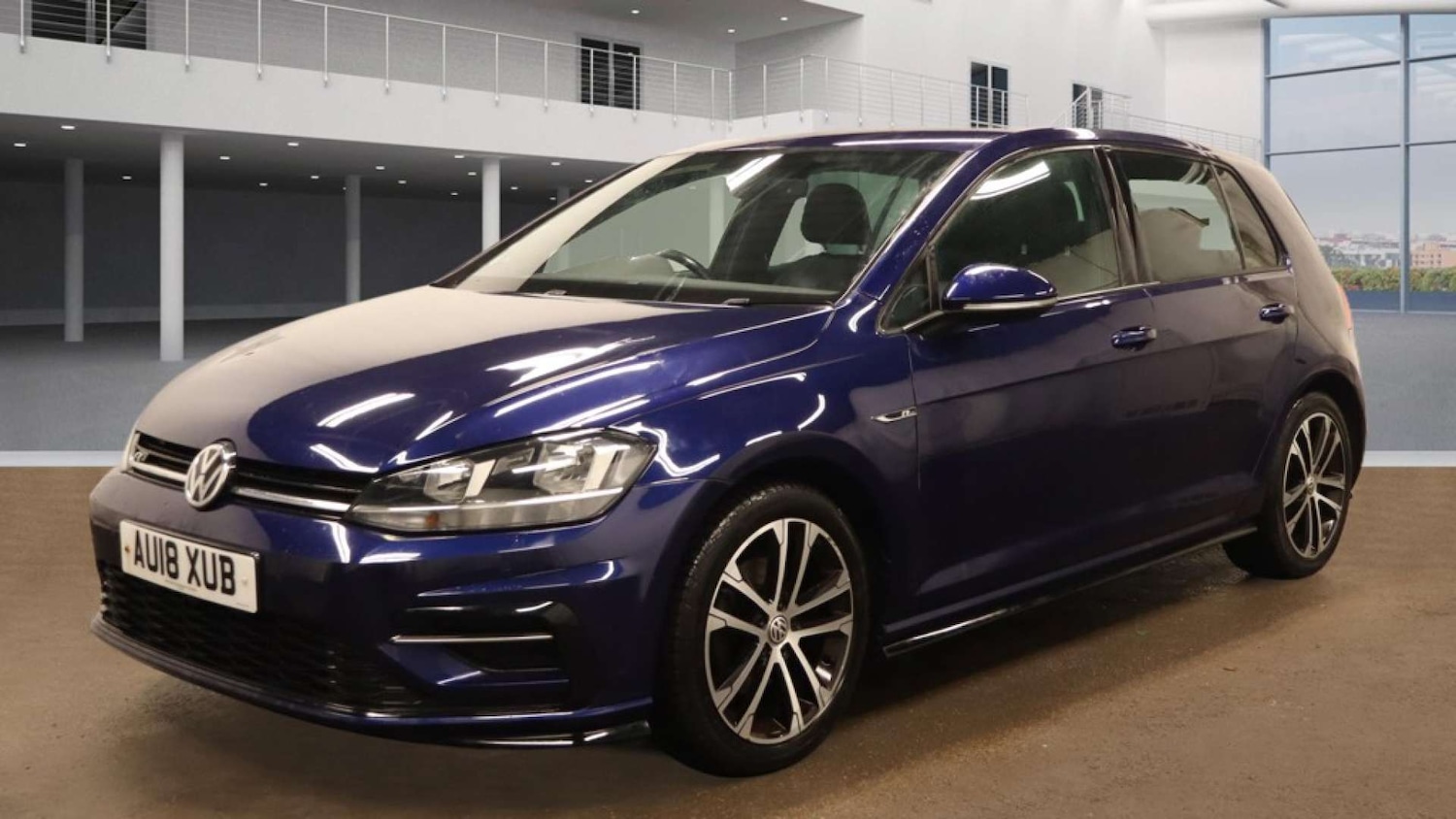 Used Volkswagen Golf 2018 for sale - 77227777: Photo 3