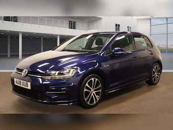 Used Volkswagen Golf 2018 for sale - 77227777: Photo