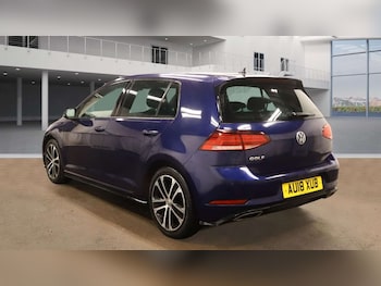 Used Volkswagen Golf 2018 for sale - 77227777: Photo