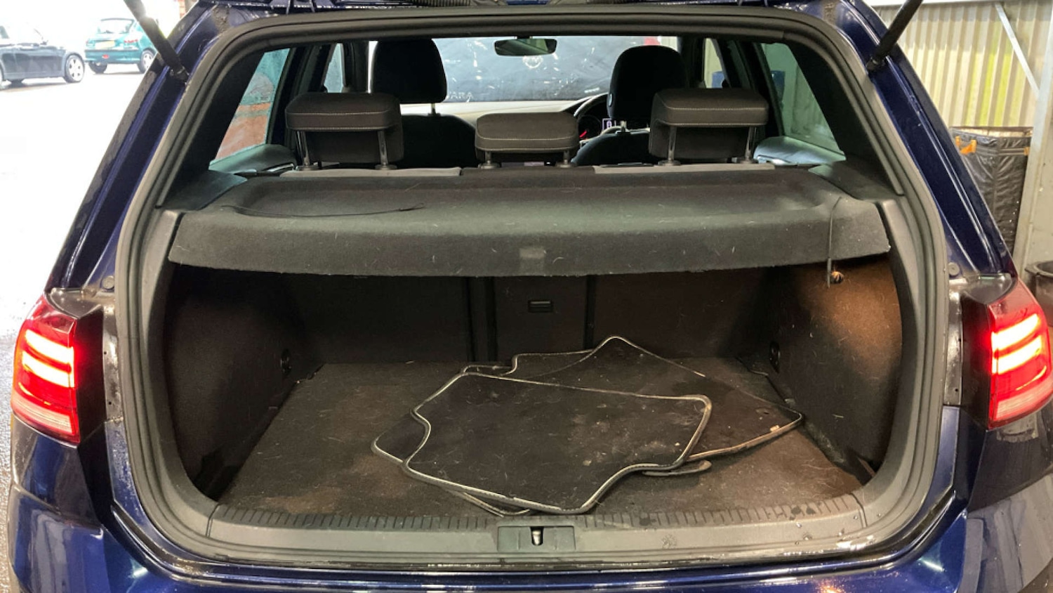 Used Volkswagen Golf 2018 for sale - 77227777: Photo 9