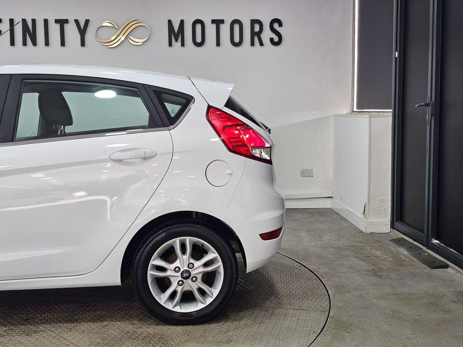 Used Ford Fiesta 2017 for sale - 77830748: Photo 21