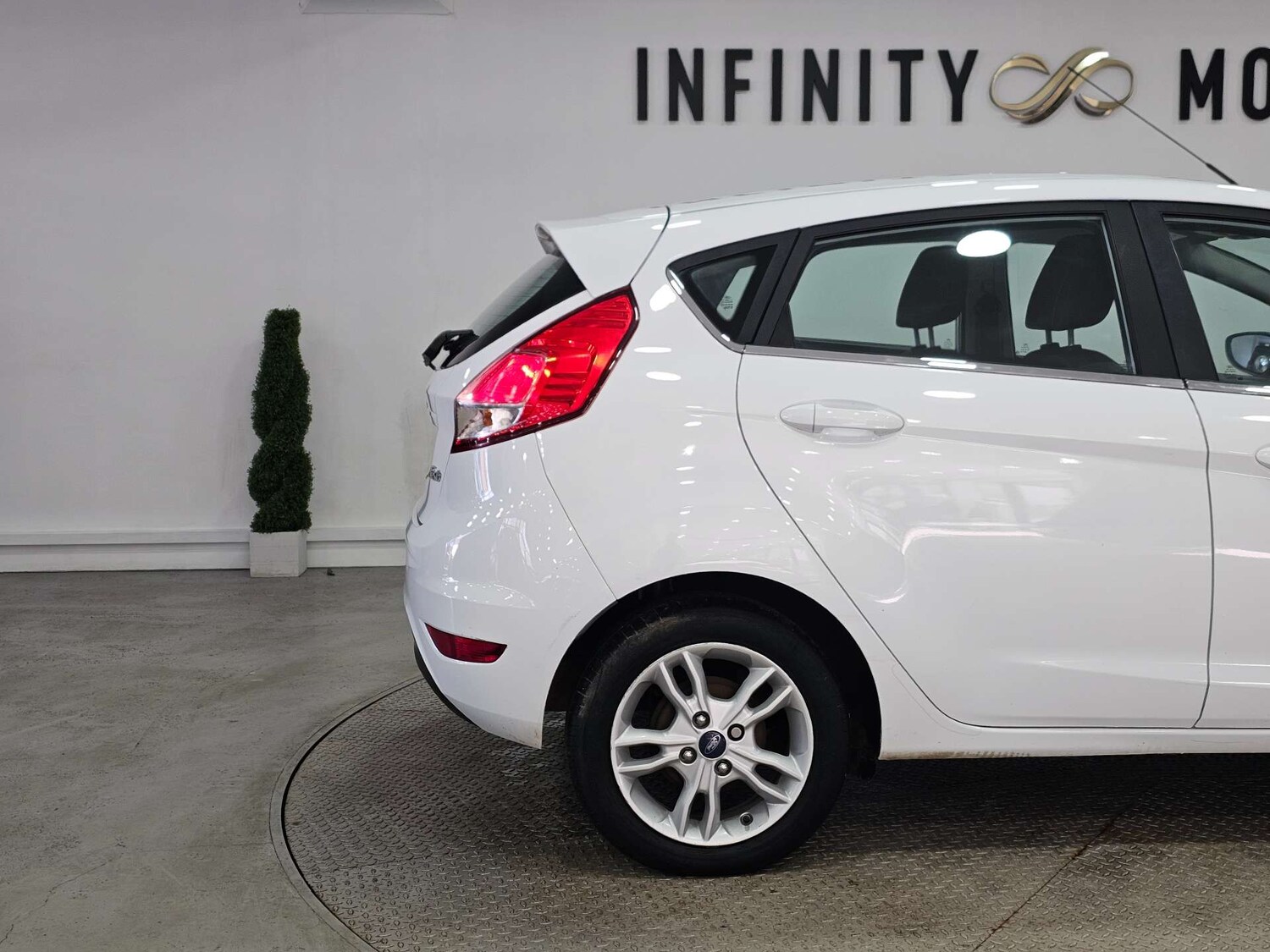 Used Ford Fiesta 2017 for sale - 77830748: Photo 37