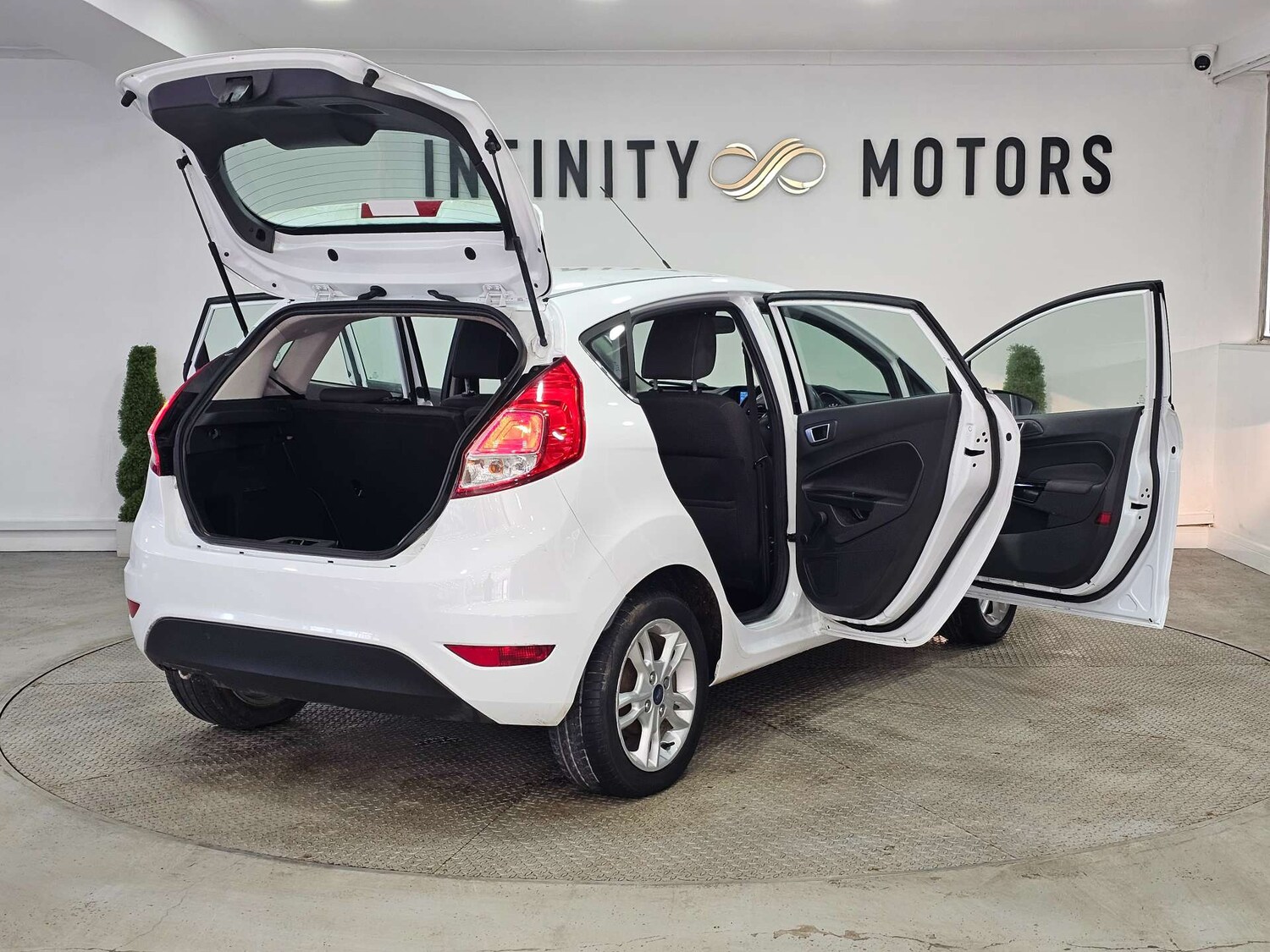 Used Ford Fiesta 2017 for sale - 77830748: Photo 49