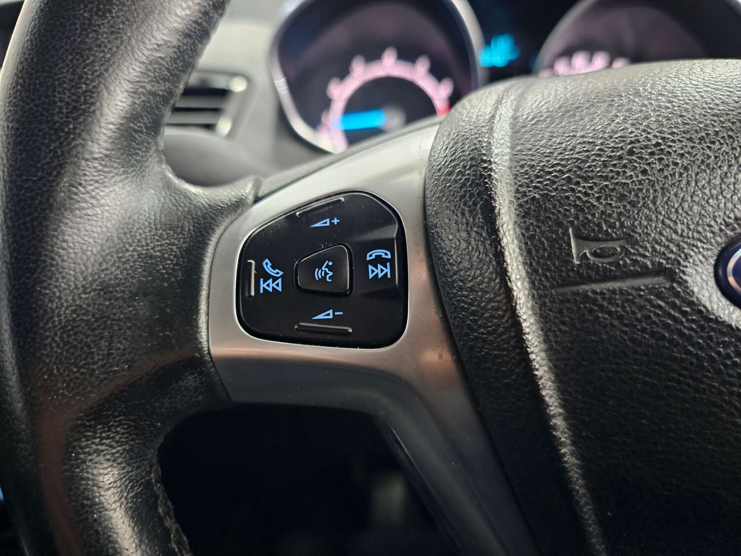 Used Ford Fiesta 2017 for sale - 77830748: Photo 58