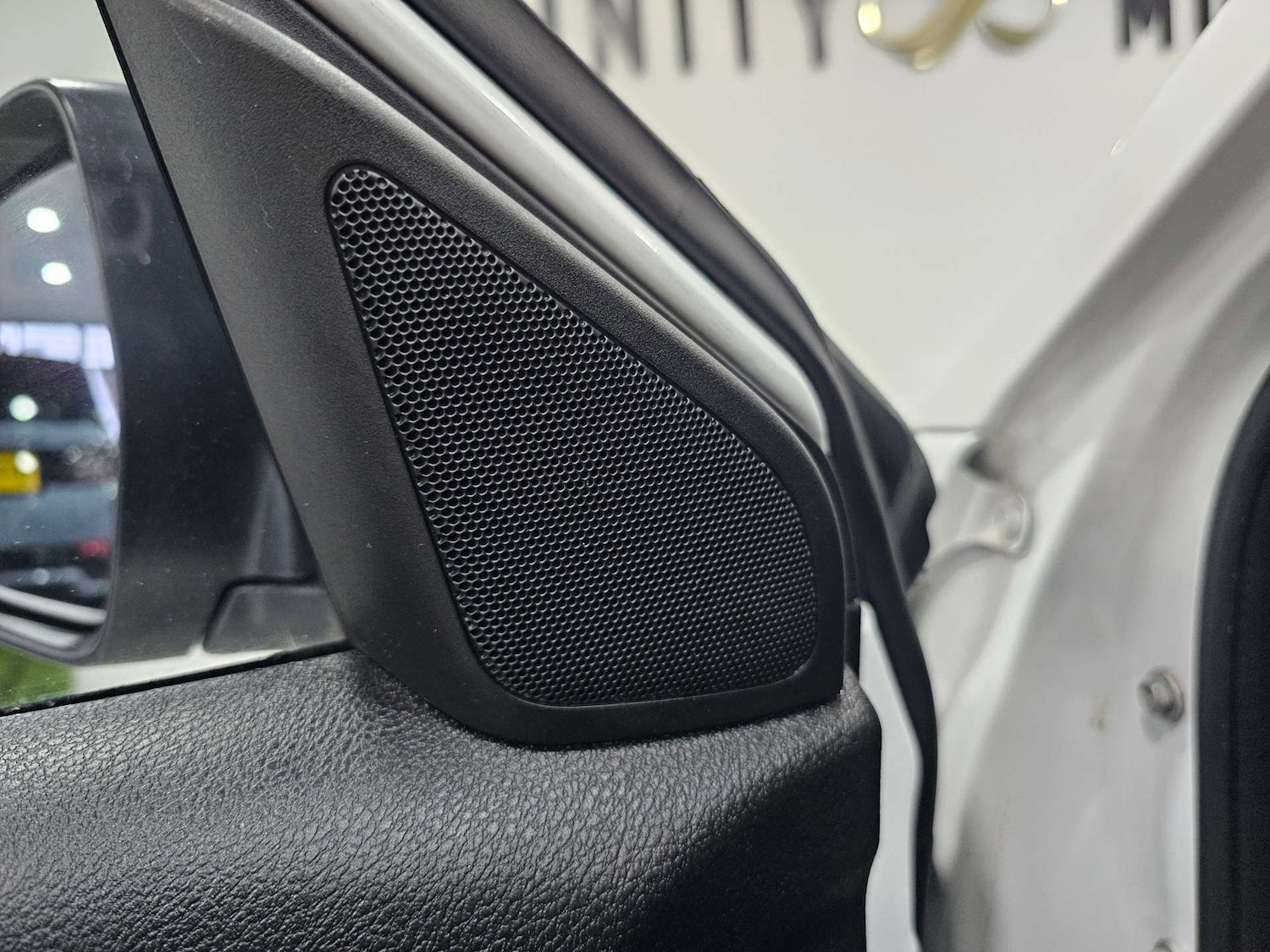 Used Suzuki Vitara 2016 for sale - 76972422: Photo 92