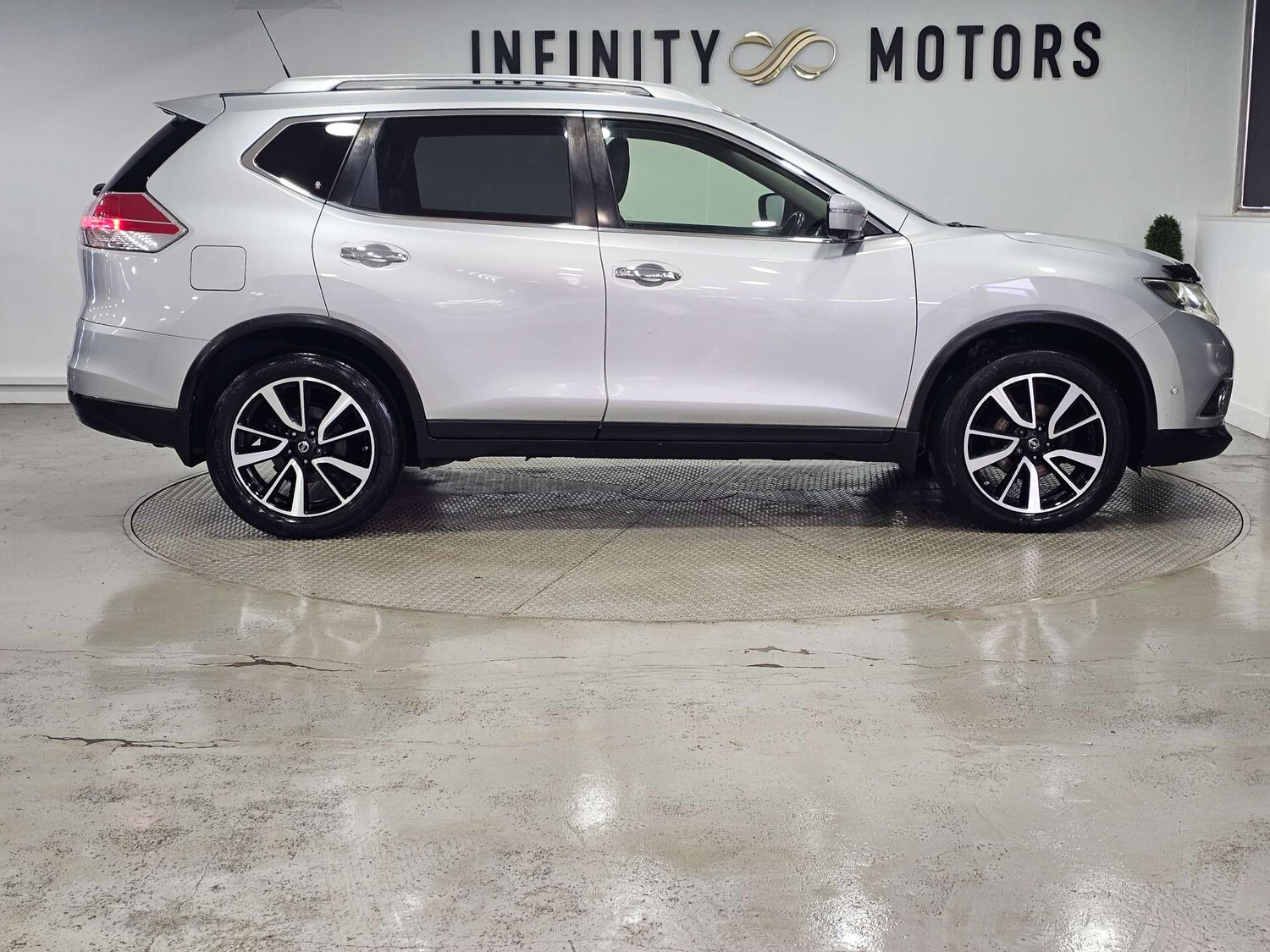 Used Nissan X-Trail 2016 for sale - 77789730: Photo 35