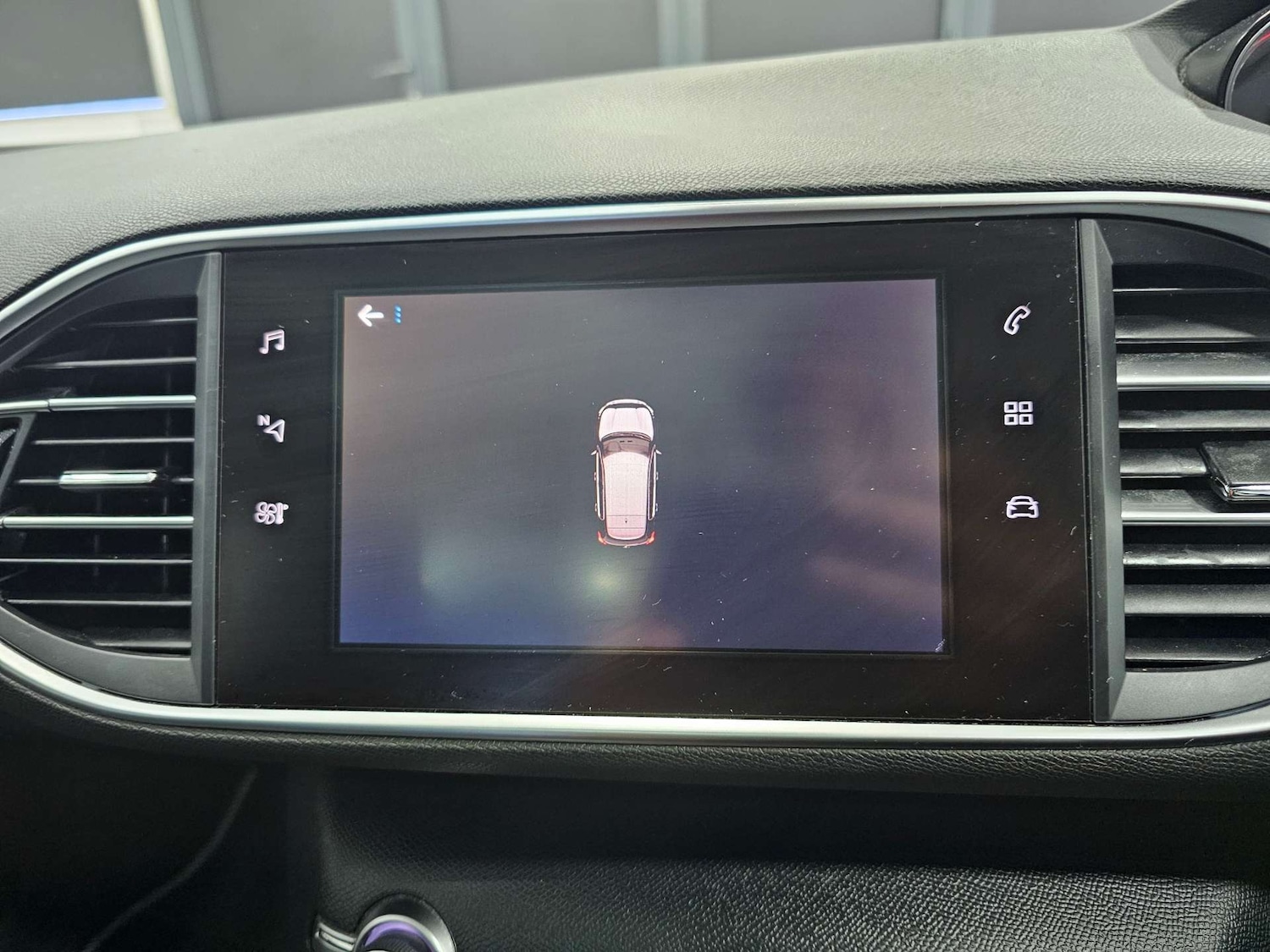 Used Peugeot 308 2018 for sale - 76972449: Photo 15