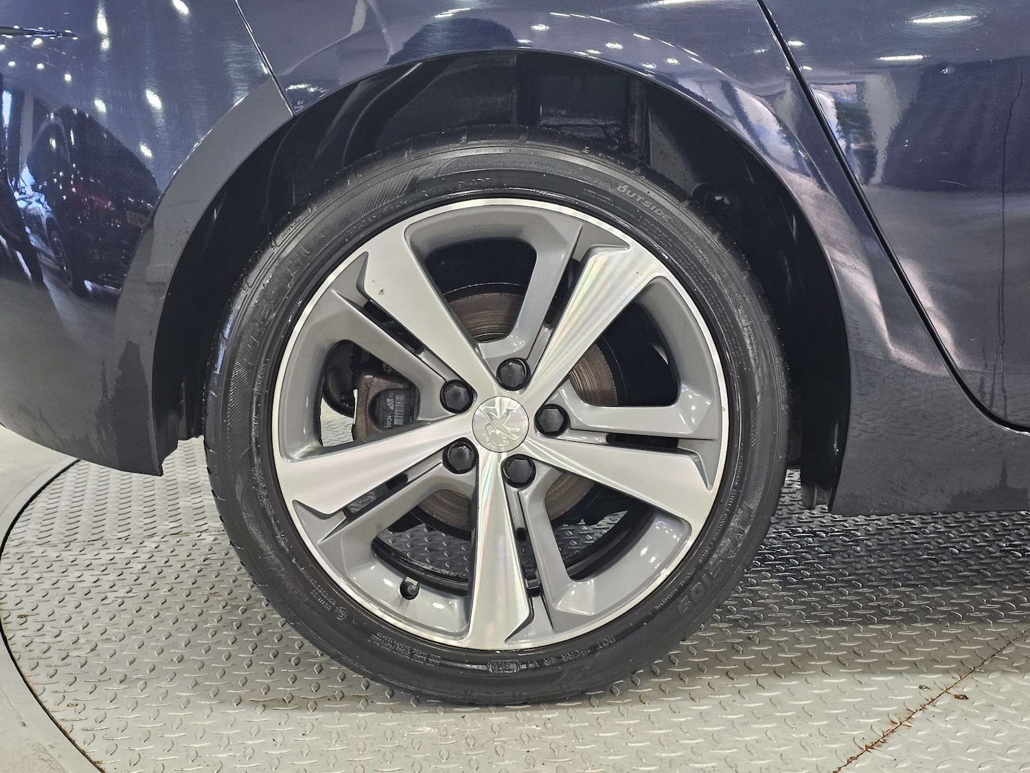 Used Peugeot 308 2018 for sale - 76972449: Photo 23