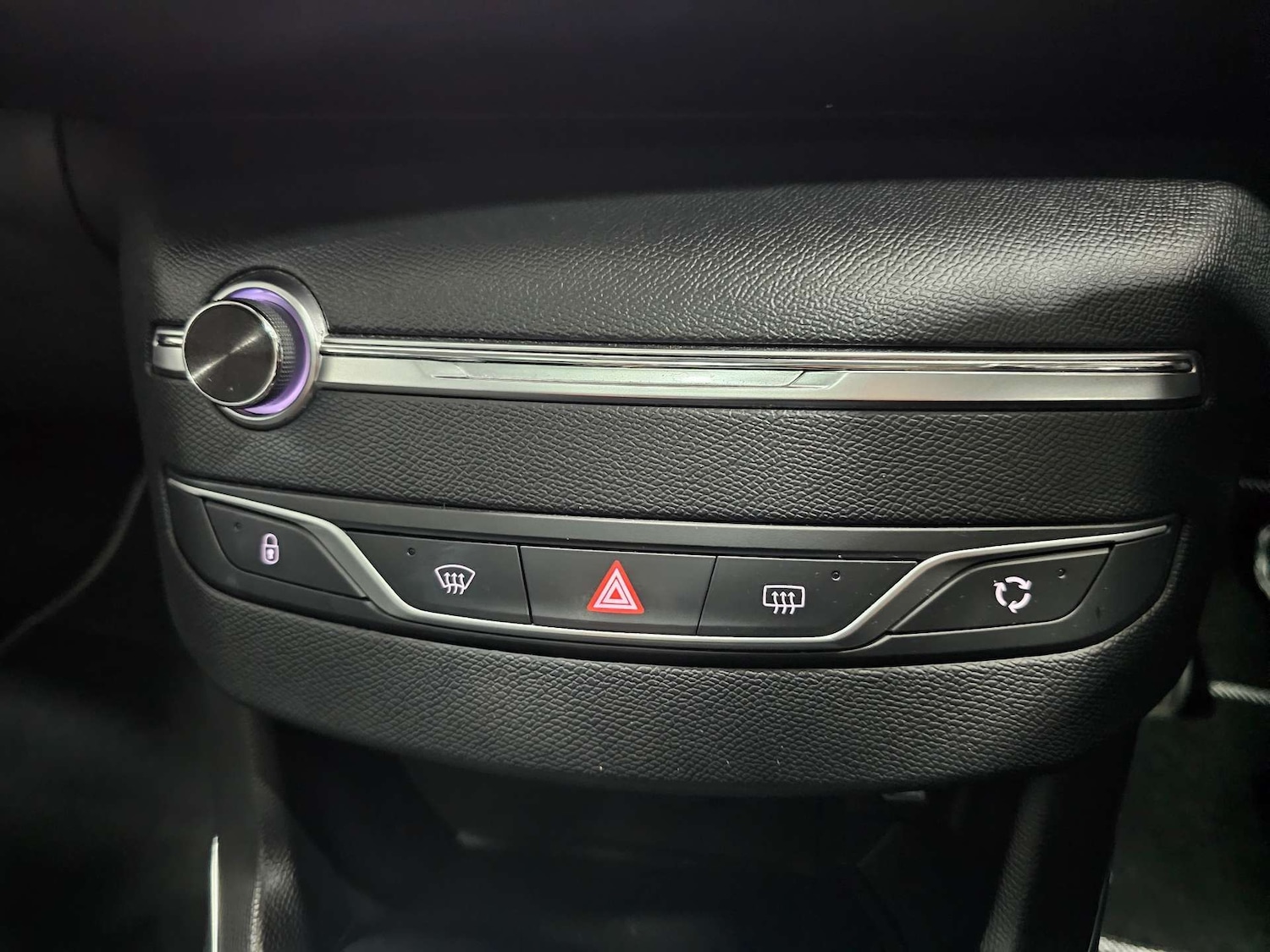 Used Peugeot 308 2018 for sale - 76972449: Photo 39