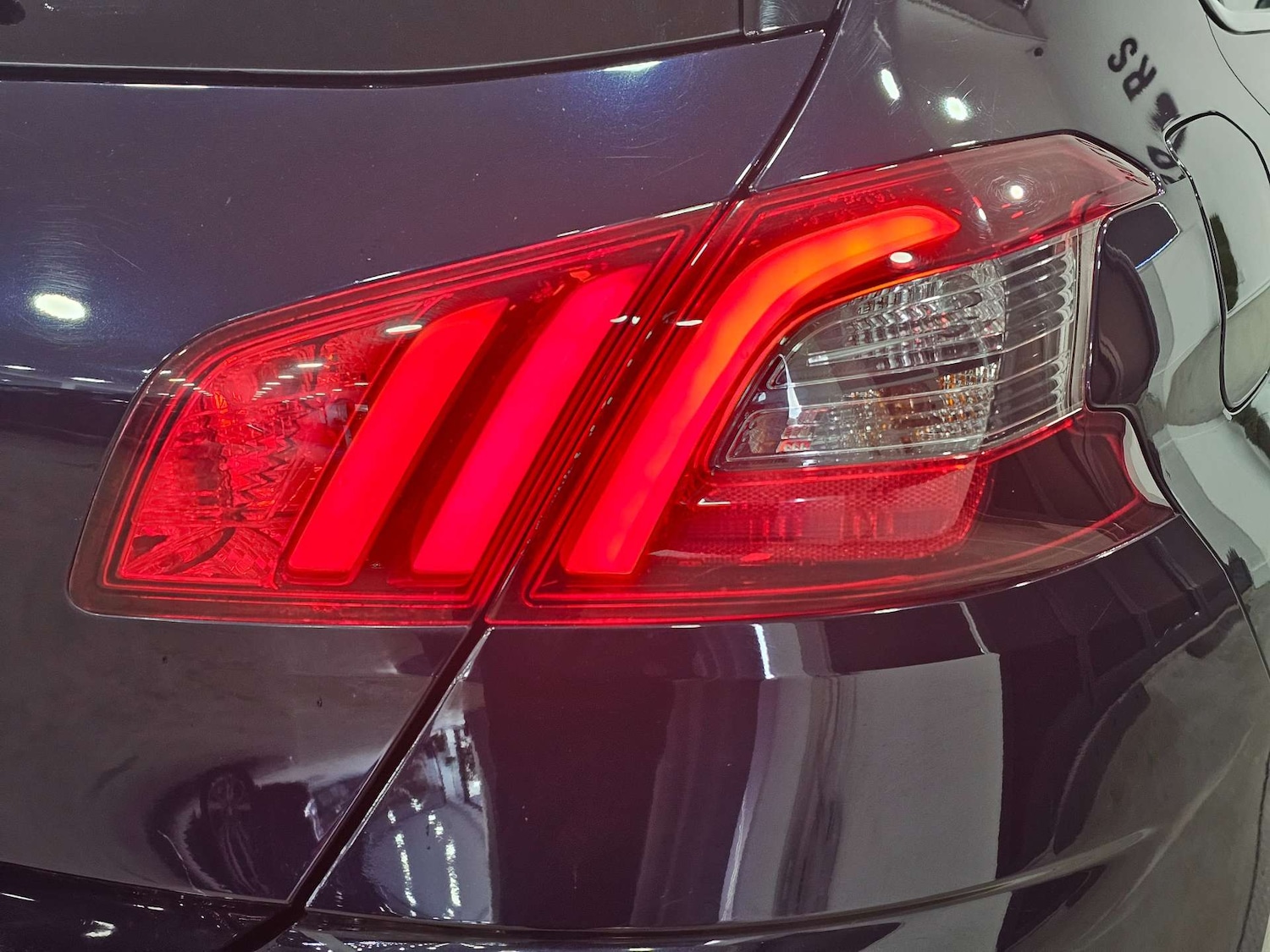 Used Peugeot 308 2018 for sale - 76972449: Photo 46