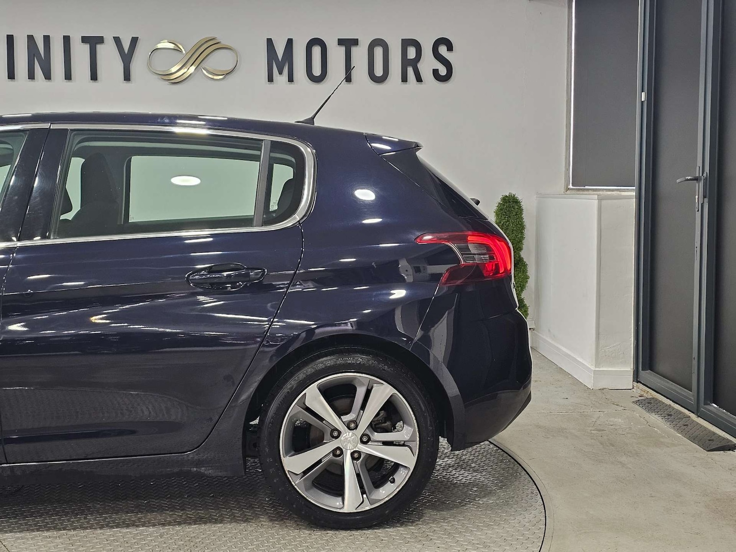 Used Peugeot 308 2018 for sale - 76972449: Photo 63