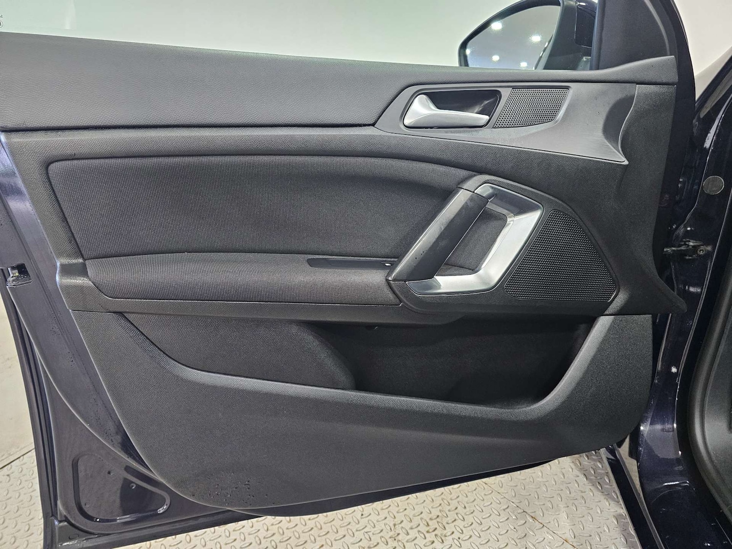 Used Peugeot 308 2018 for sale - 76972449: Photo 87