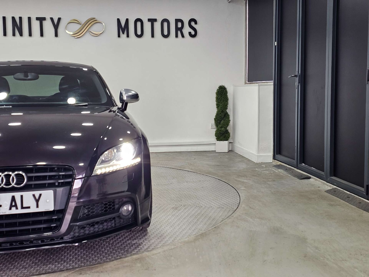Used Audi TT 2014 for sale - 77323459: Photo 11