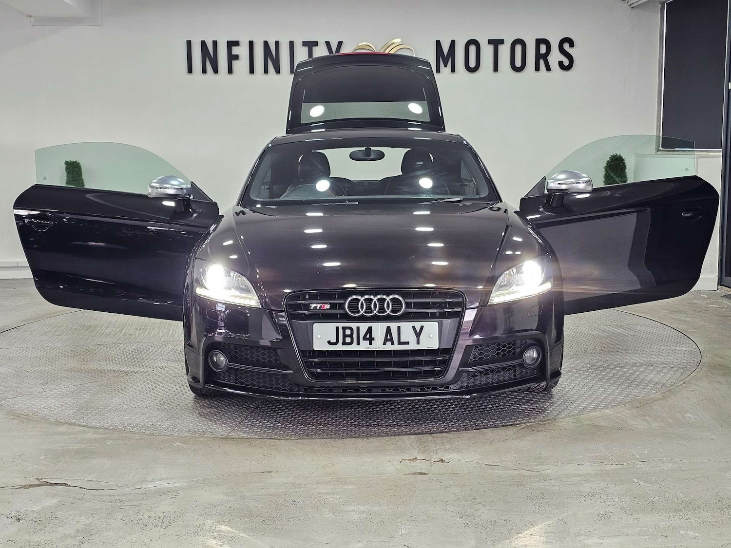 Used Audi TT 2014 for sale - 77323459: Photo 45