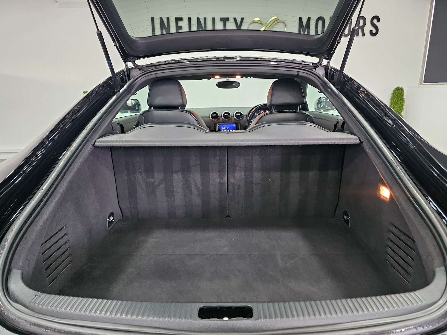 Used Audi TT 2014 for sale - 77323459: Photo 51