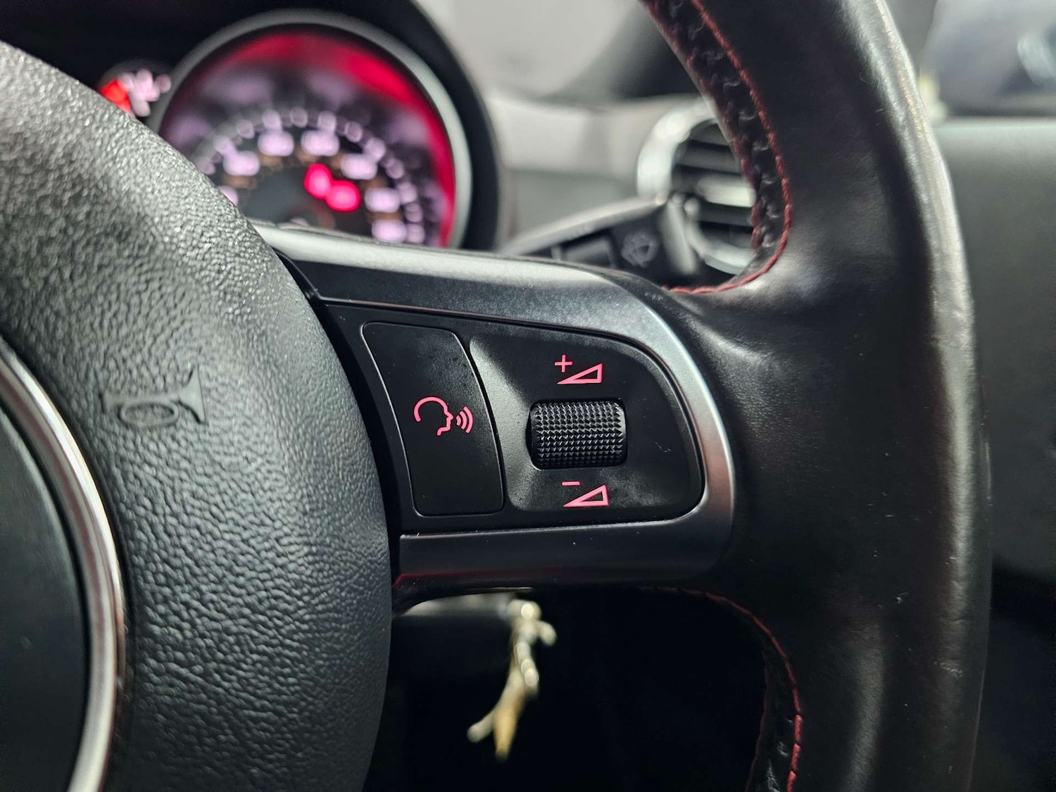 Used Audi TT 2014 for sale - 77323459: Photo 64