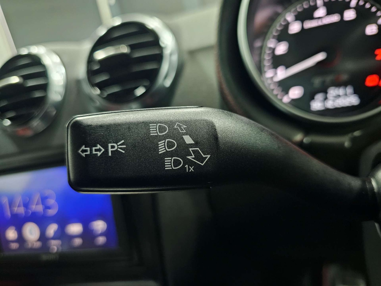 Used Audi TT 2014 for sale - 77323459: Photo 67