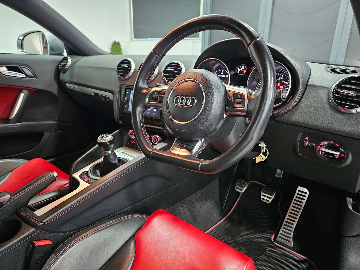 Used Audi TT 2014 for sale - 77323459: Photo 7